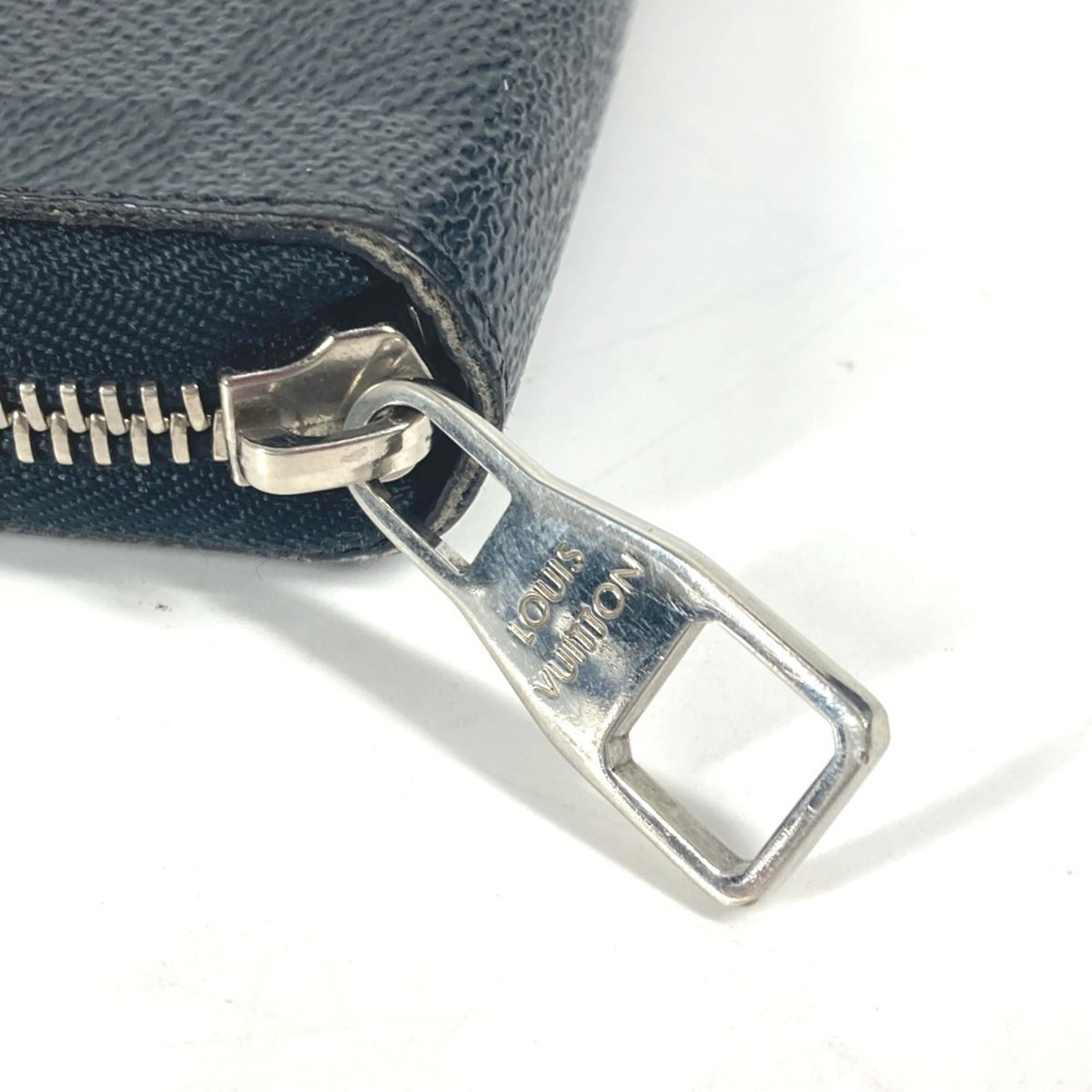 Louis Vuitton Damier Graphite Black Damier Graphite Long Wallet (Bi-Fold) (Pre-Owned)