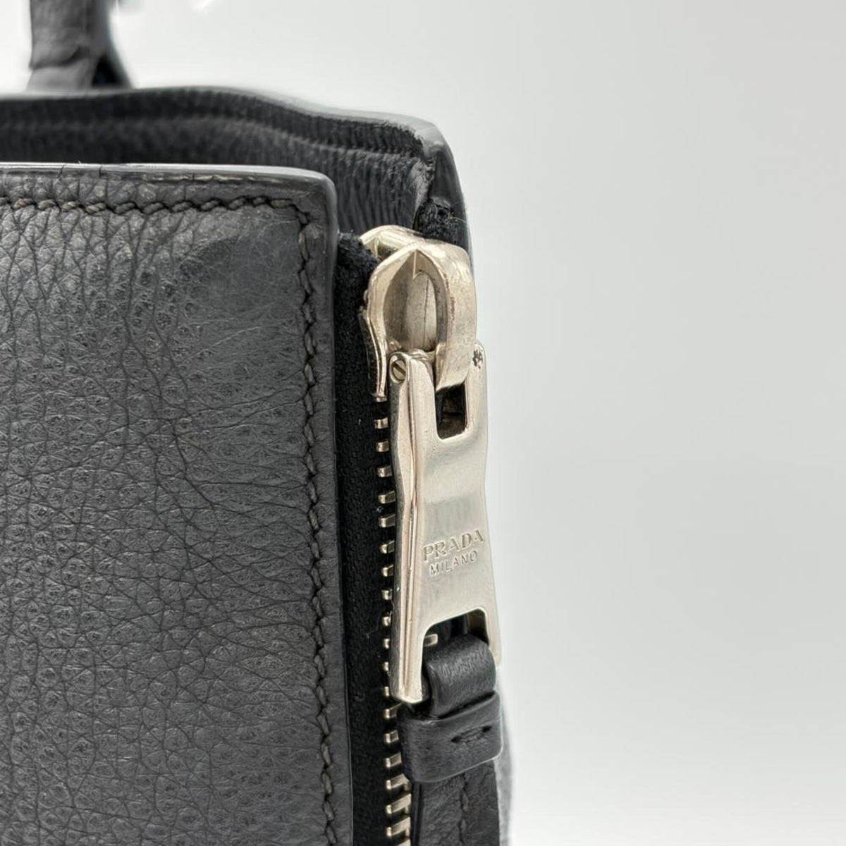 Prada Black Leather Tote Bag (Pre-Owned)