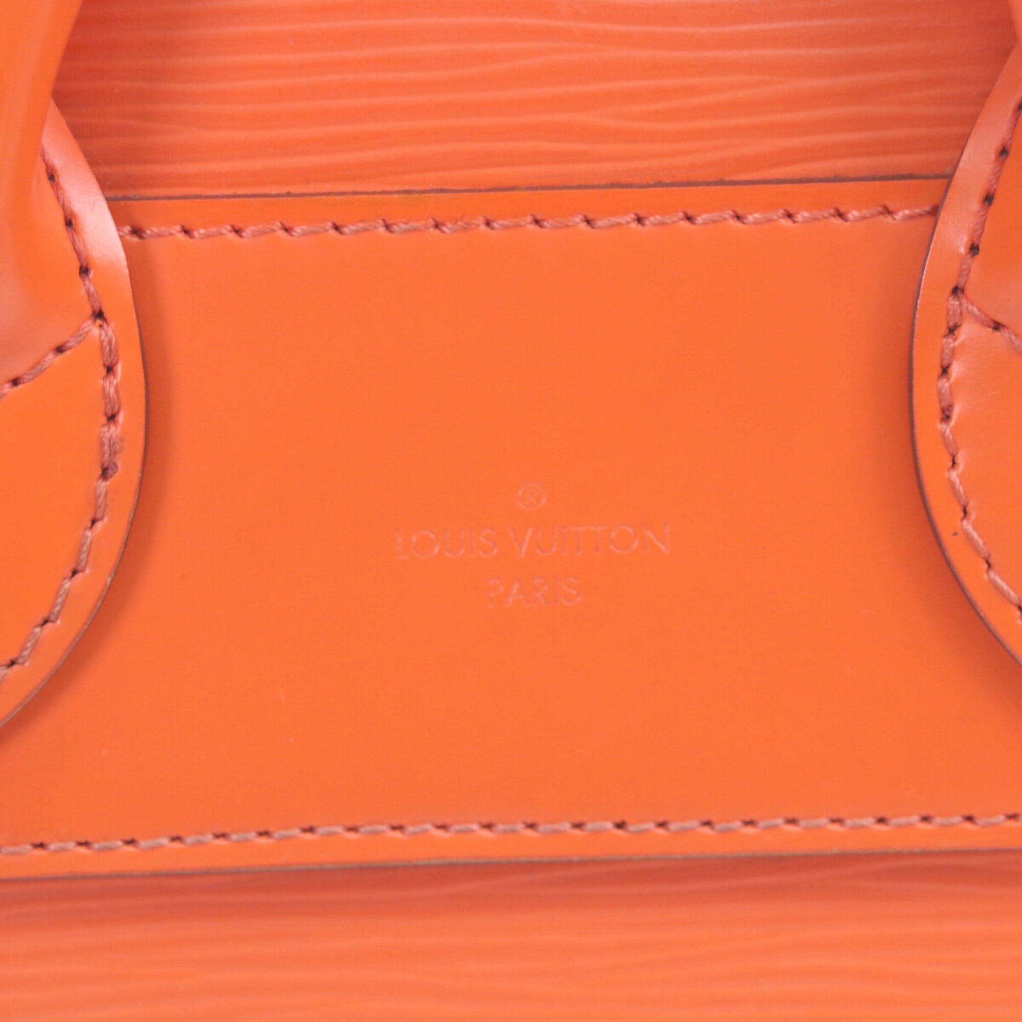 Louis Vuitton Orange Epi Leather Shoulder Bag (Pre-Owned)