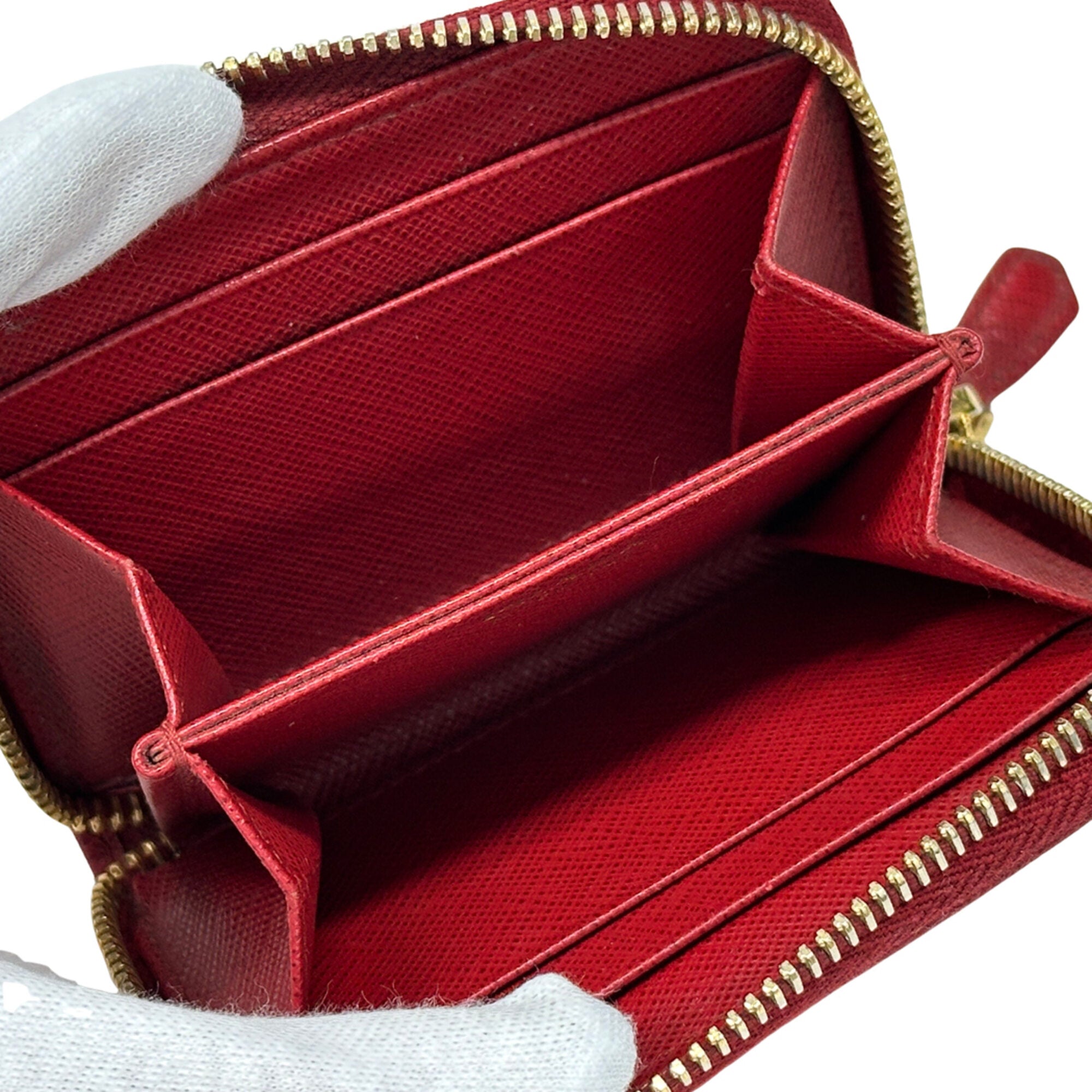 Prada Red Color Saffiano Coin Purse/Coin Case (Pre-Owned)