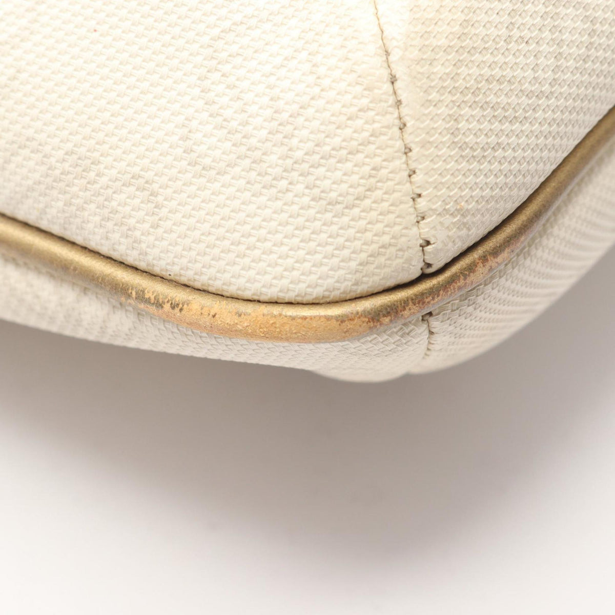 Loewe White Coated Canvas Leather Shoulder Bag (Pre-Owned)