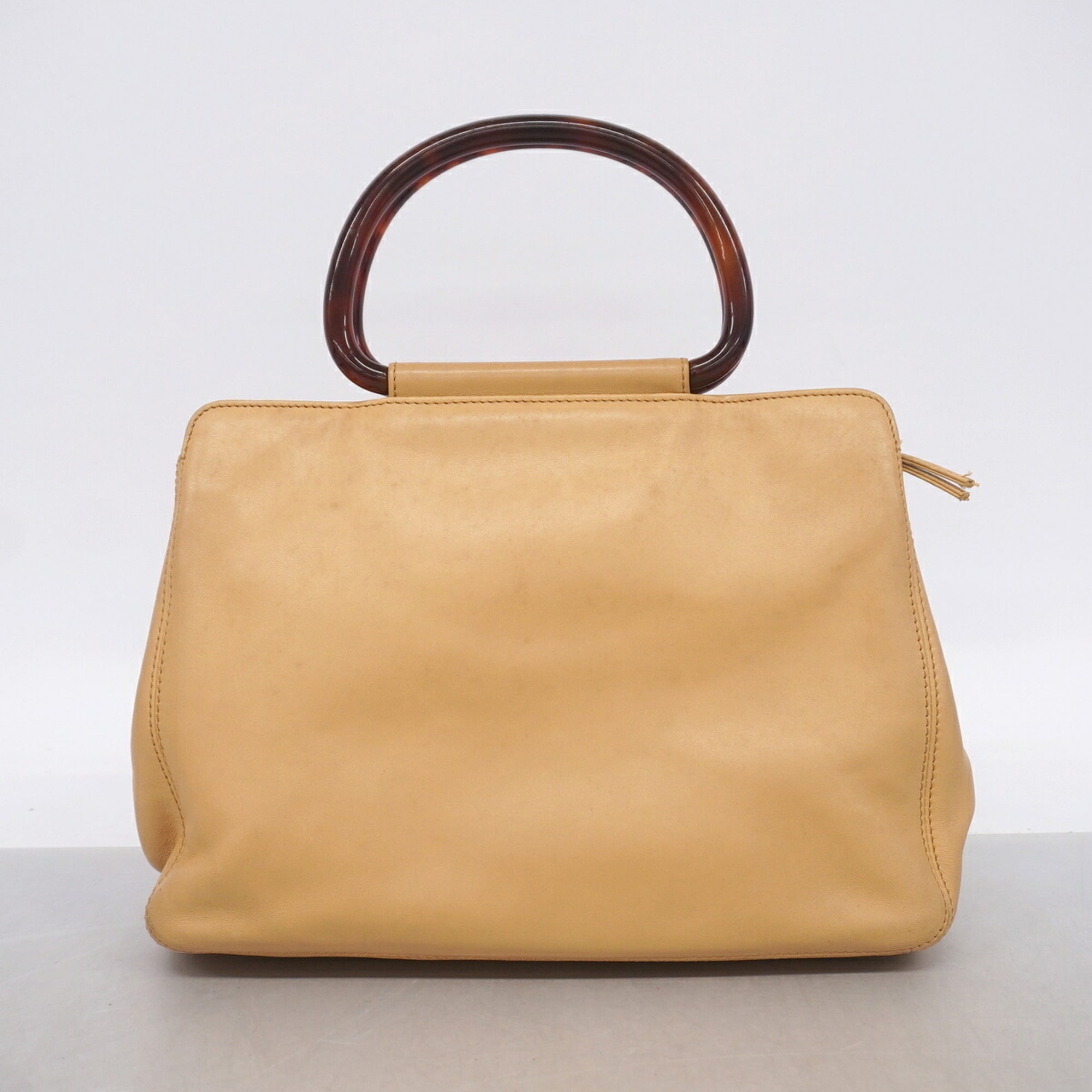 Chanel Beige Leather Handbag (Pre-Owned)