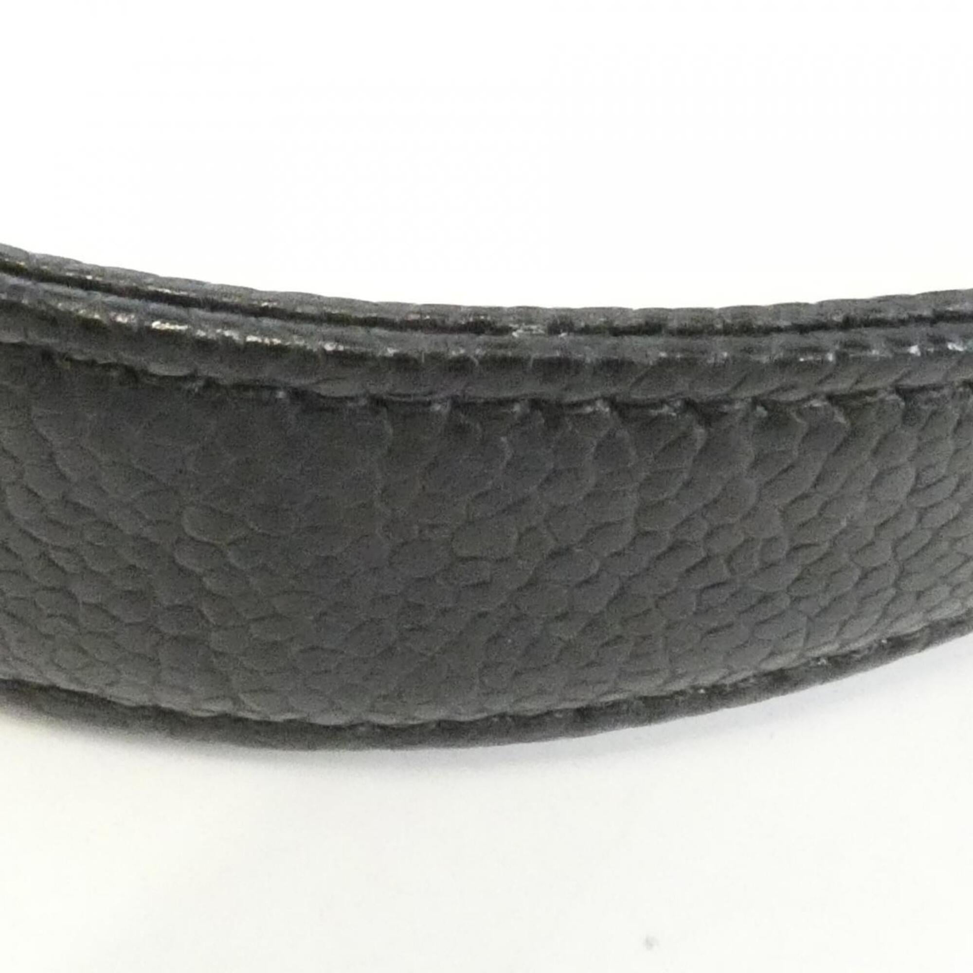 Chanel Black Grained Calfskin Shoulder Bag (Pre-Owned)