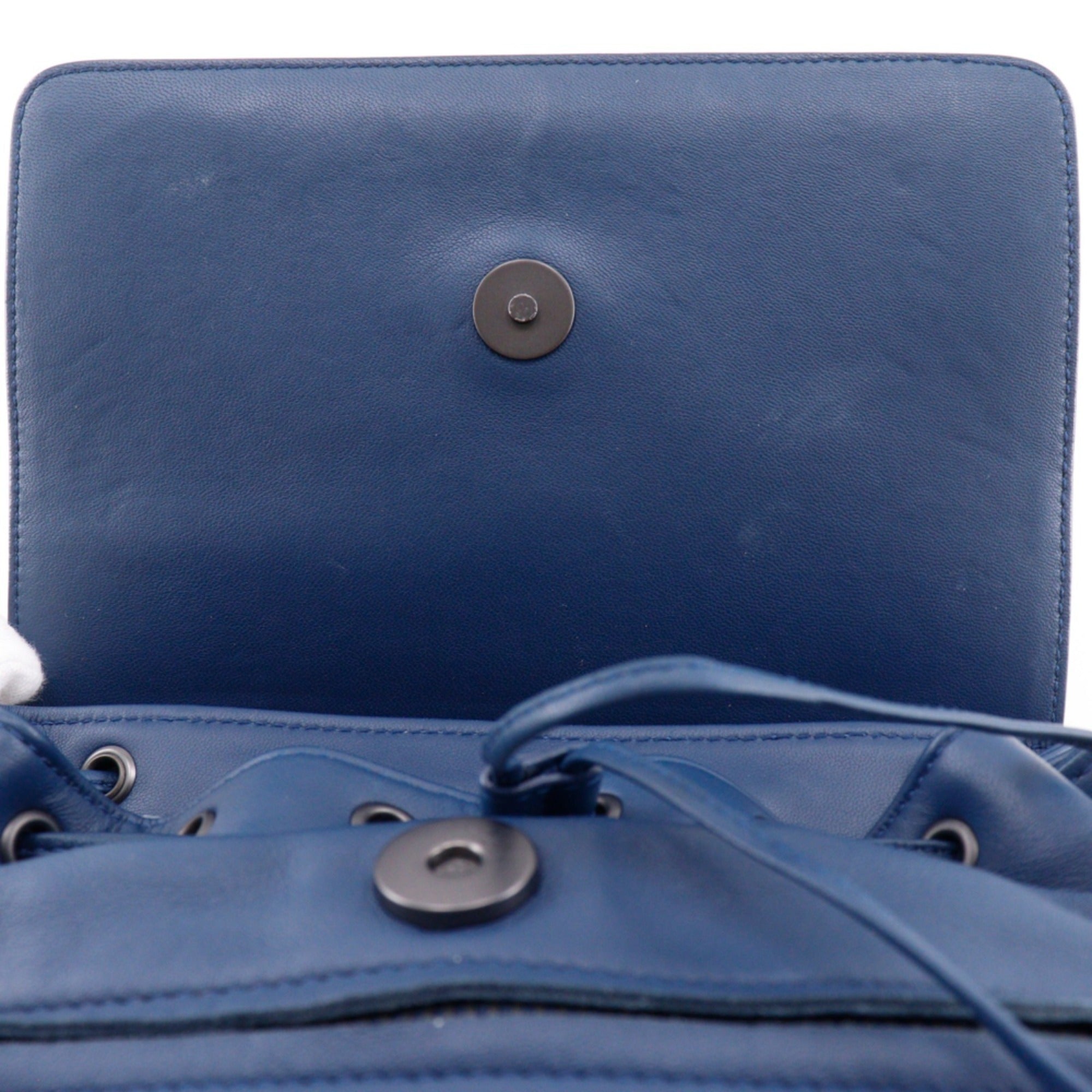 Bottega Veneta Intrecciato Blue Leather Backpack (Pre-Owned)