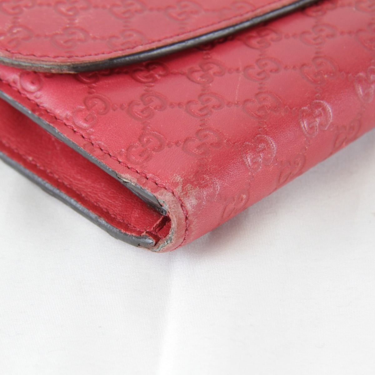 Gucci Red Color Leather Long Wallet (Bi-Fold) (Pre-Owned)