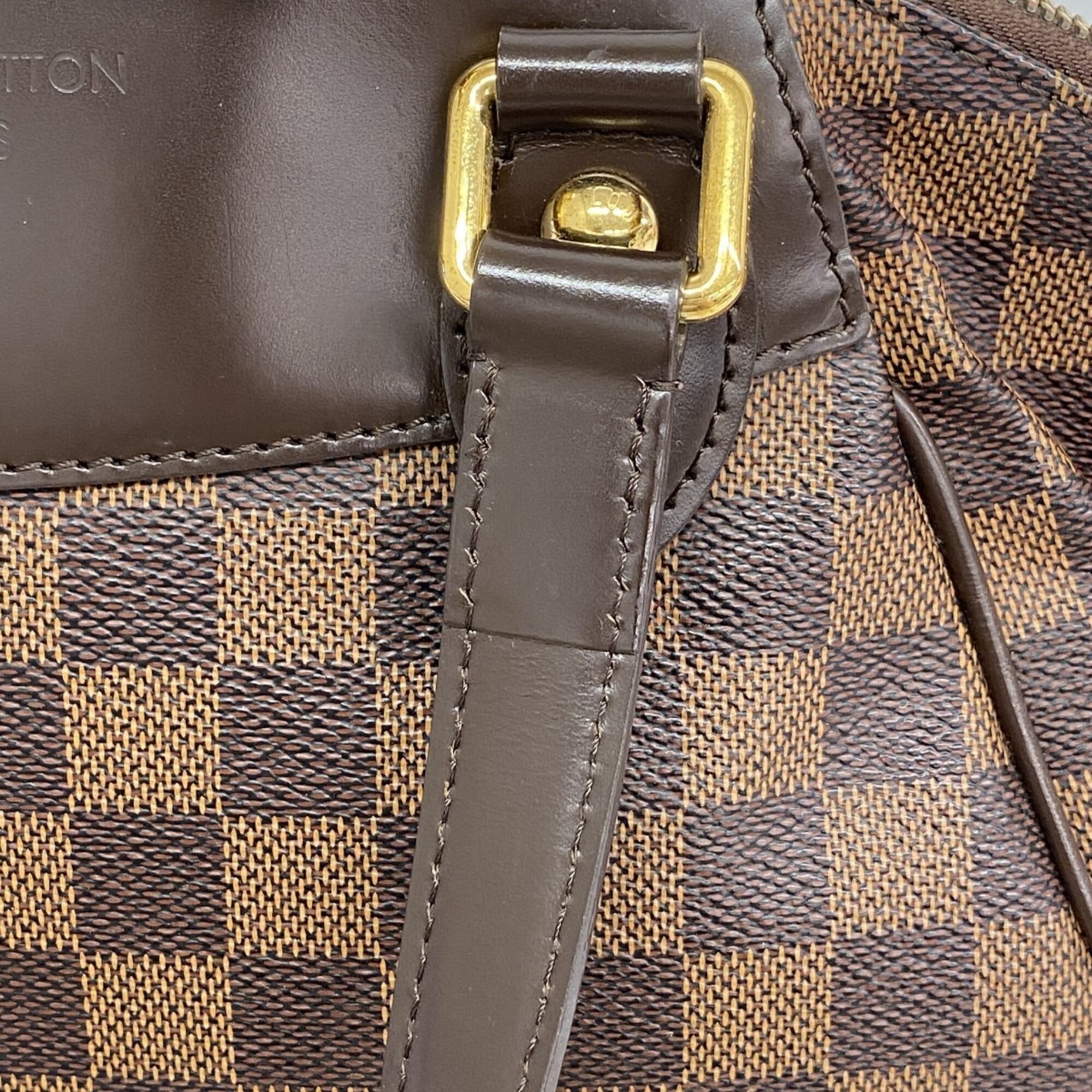 Louis Vuitton Ebene Handbag (Pre-Owned)
