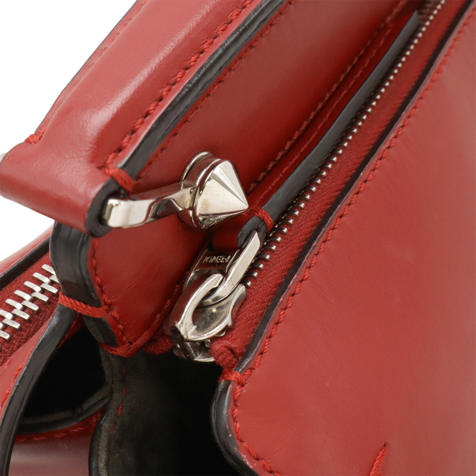 Fendi Red Color Leather Handbag Shoulder Bag (Pre-Owned)