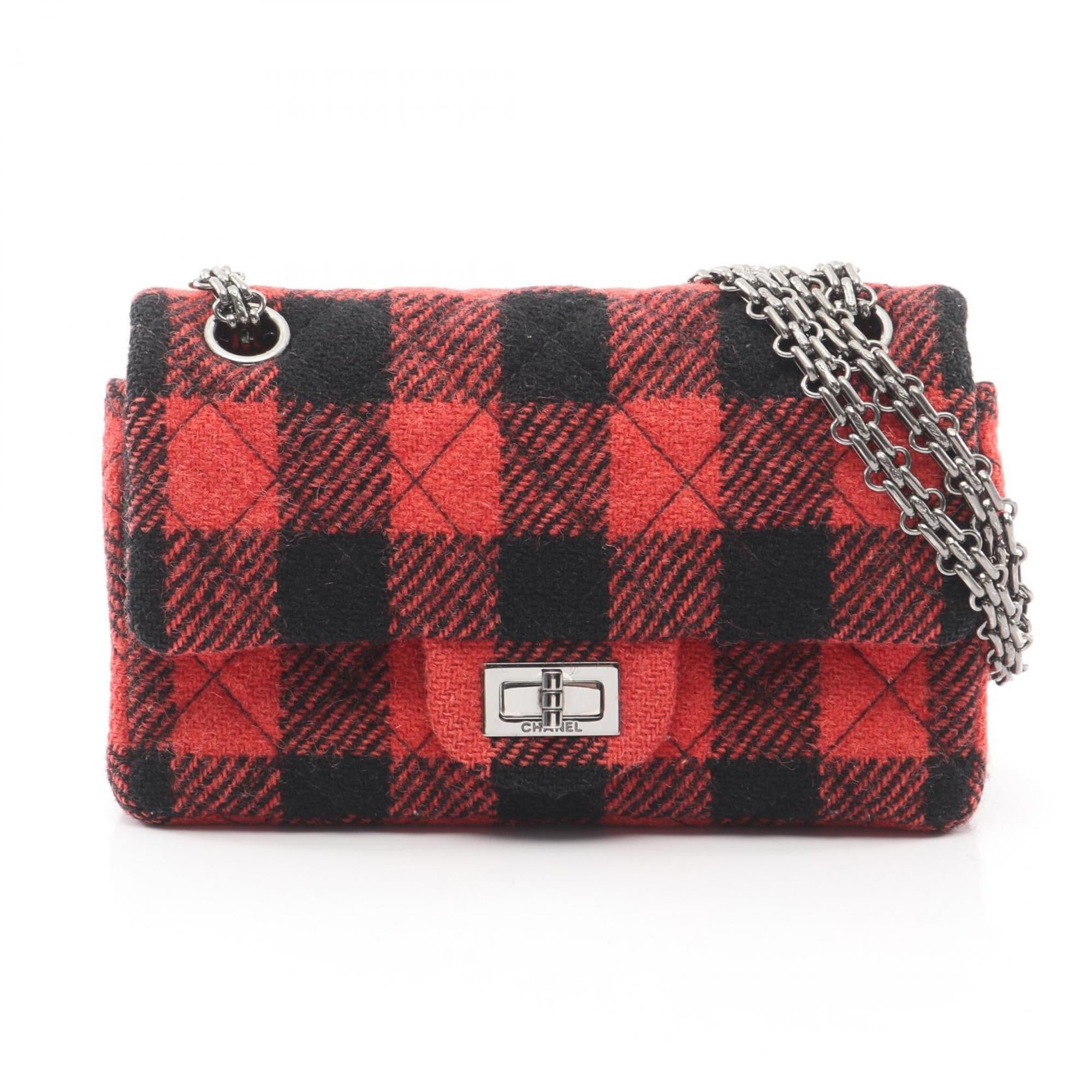 Chanel Black Red Color Wool Shoulder Bag (Pre-Owned)