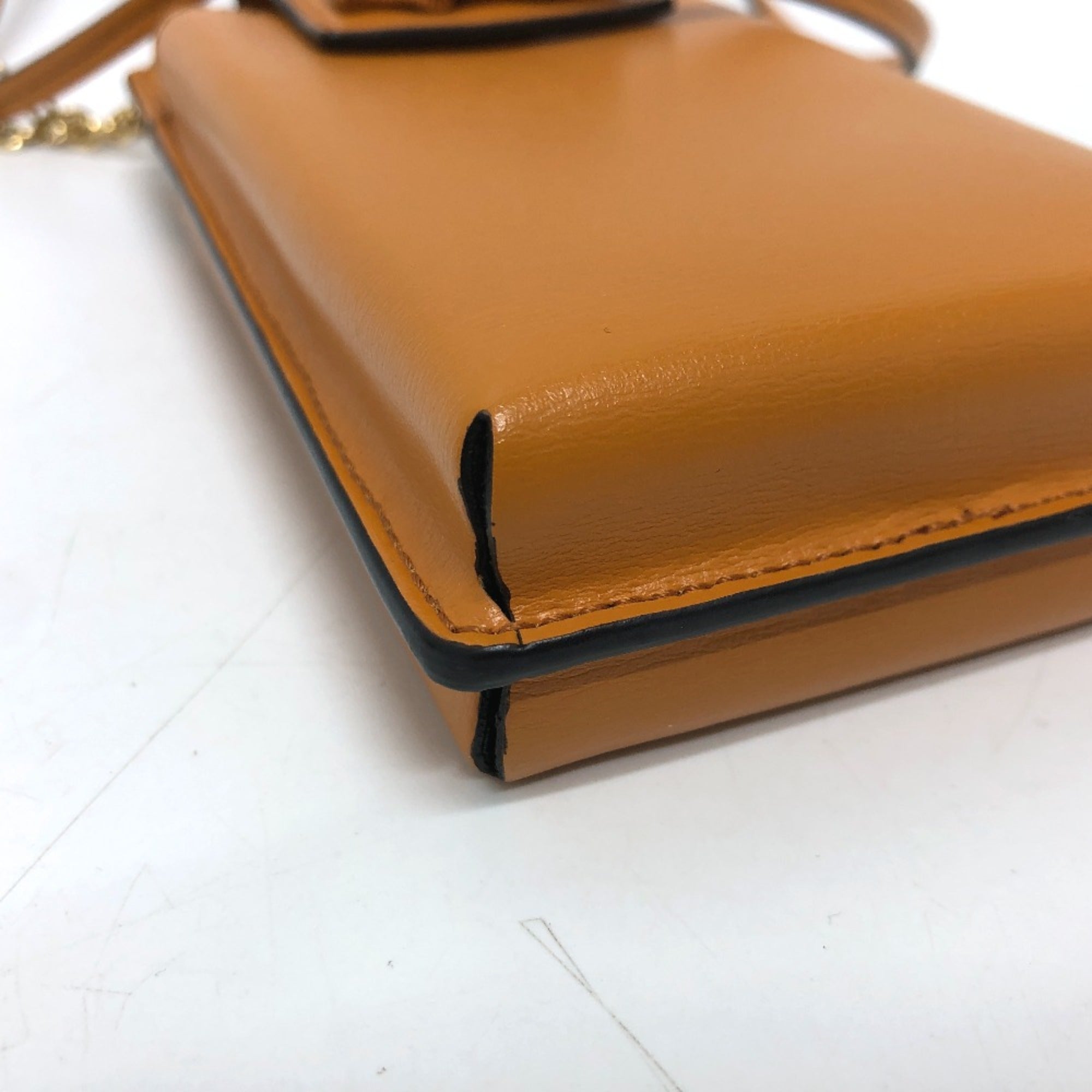 Salvatore Ferragamo Orange Leather Shoulder Bag (Pre-Owned)