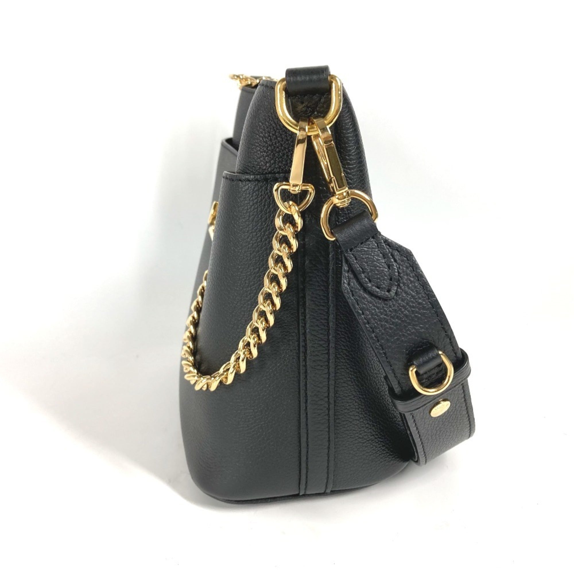 Louis Vuitton Black Leather Shoulder Bag (Pre-Owned)