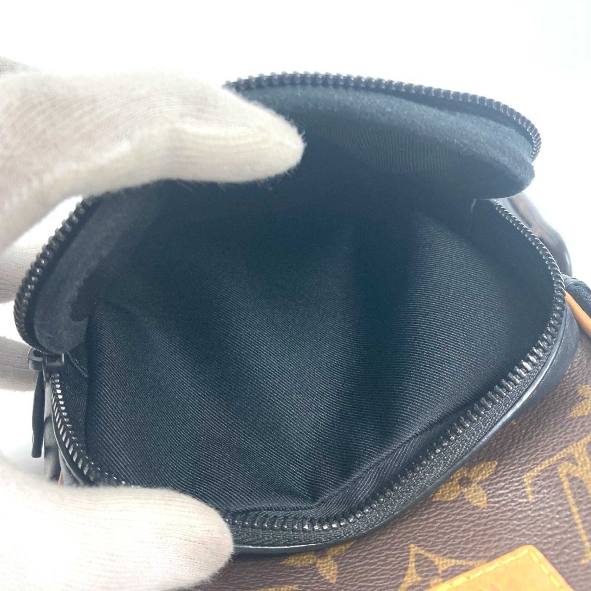 Louis Vuitton Brown Shoulder Bag Sling Bag (Pre-Owned)