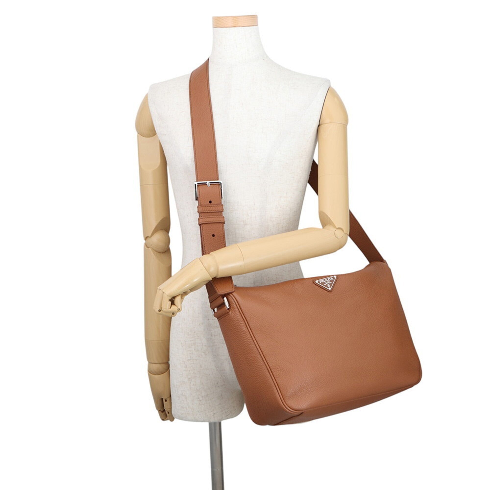 Prada Brown Handbag Shoulder Bag (Pre-Owned)