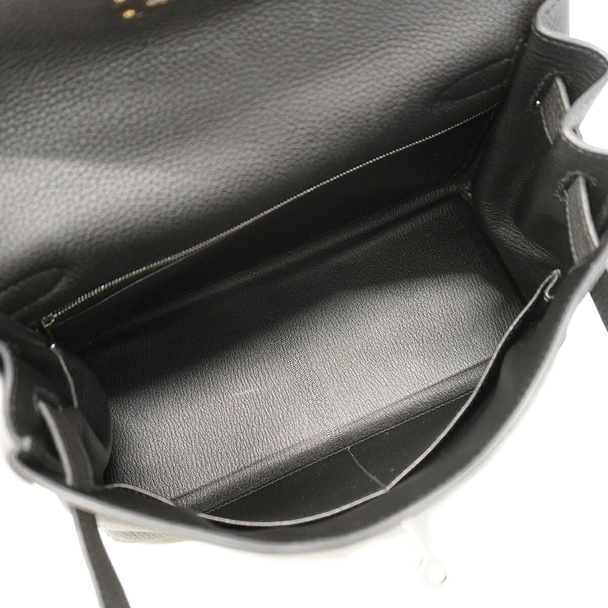 Hermes Black Togo Leather Handbag (Pre-Owned)