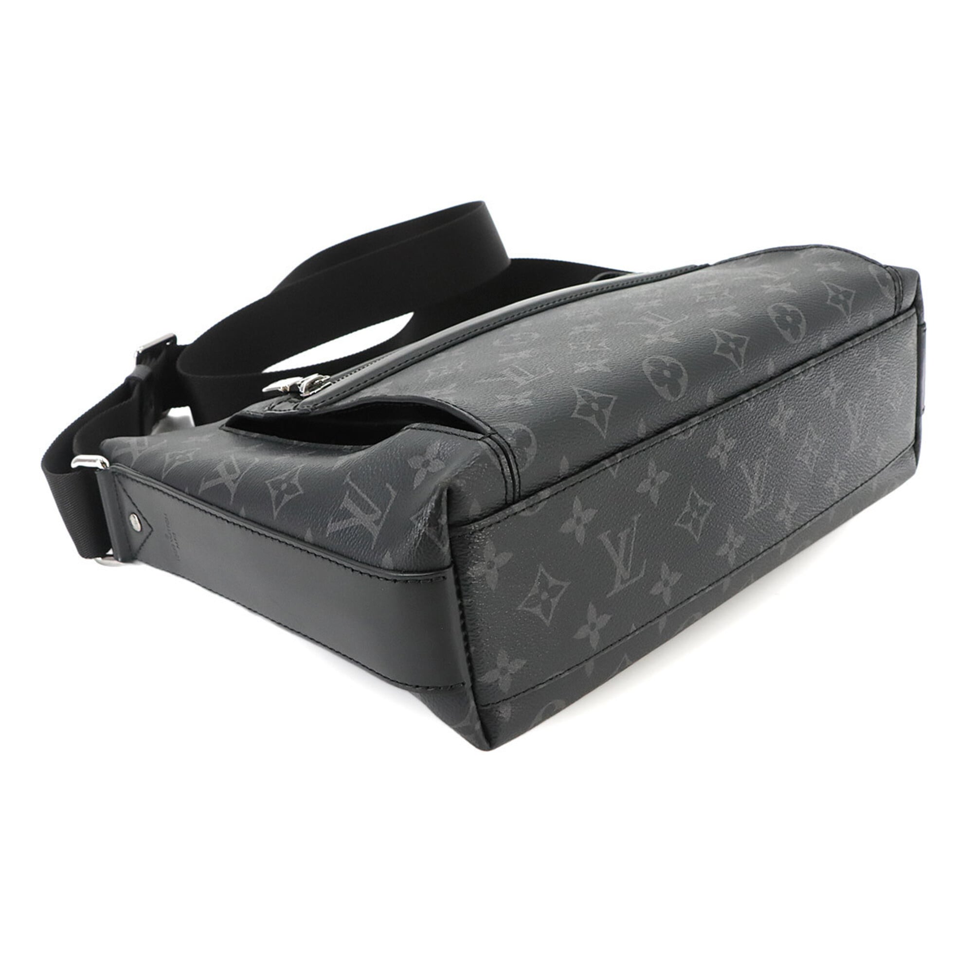 Louis Vuitton Monogram Eclipse Monogram Eclipse Handbag Messenger Bag Shoulder Bag (Pre-Owned)
