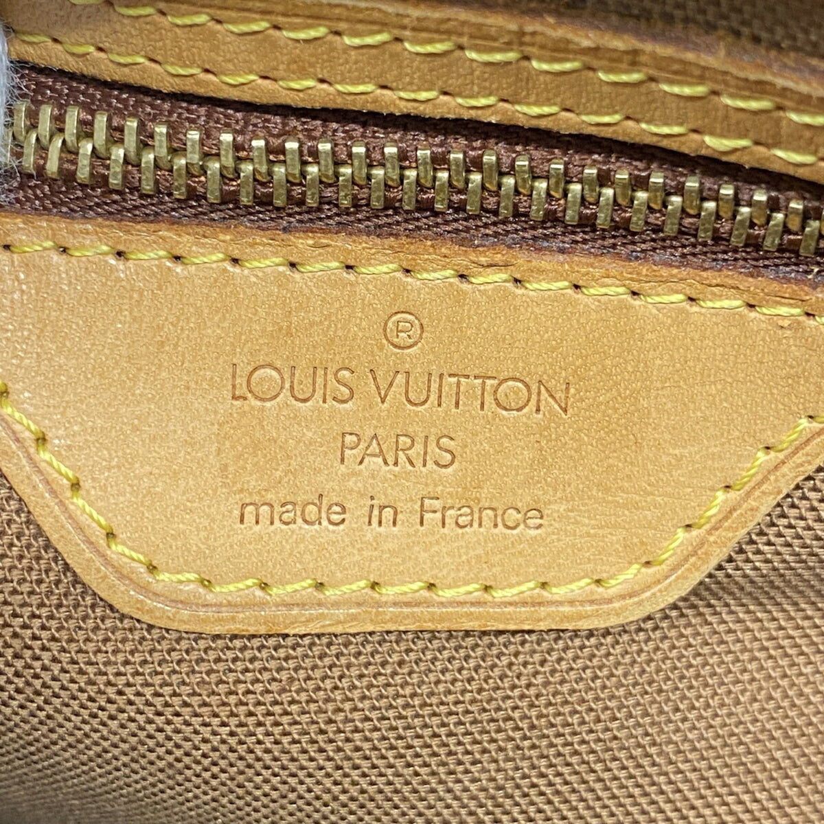 Louis Vuitton Brown Handbag (Pre-Owned)