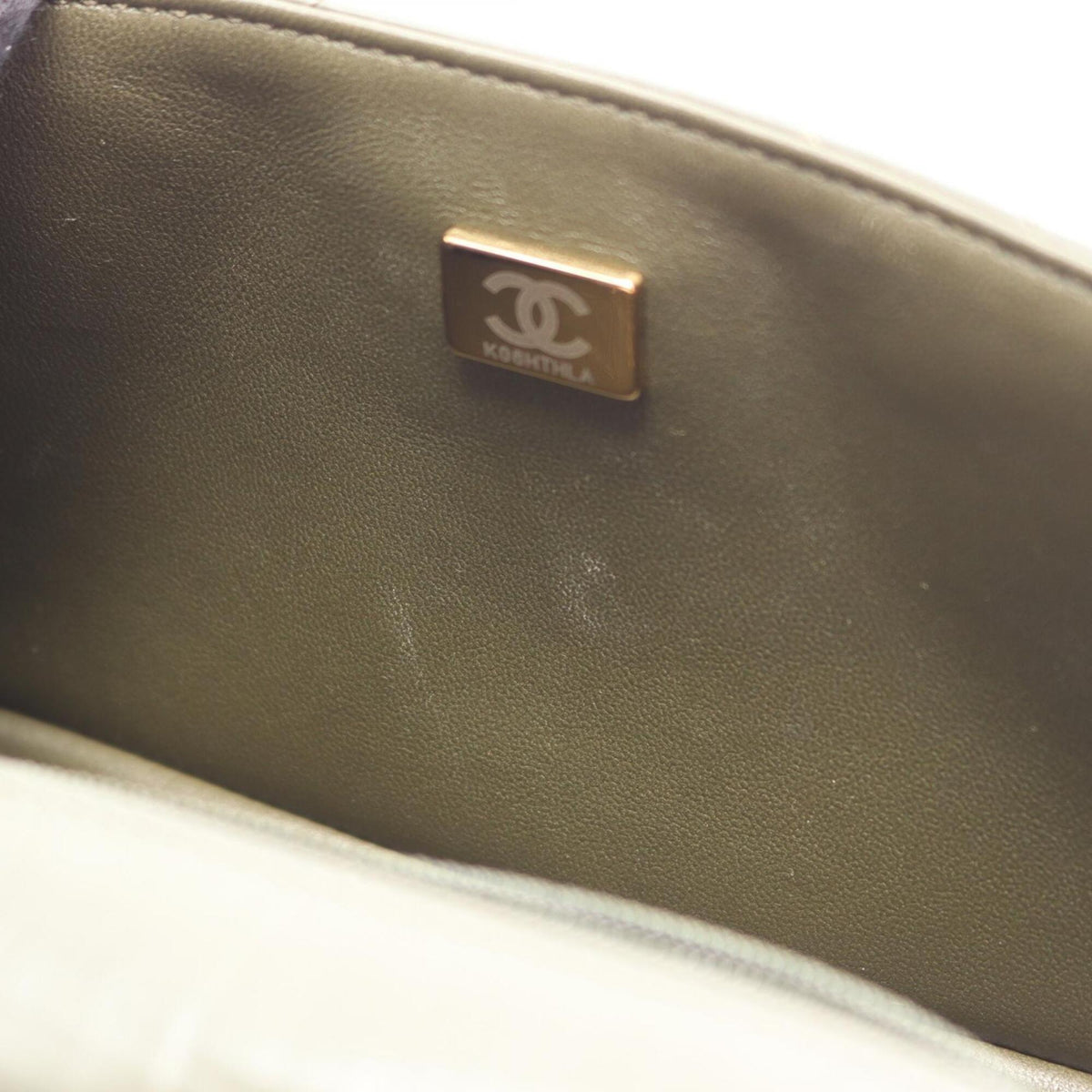Chanel Khaki Leather Handbag Shoulder Bag (Pre-Owned)