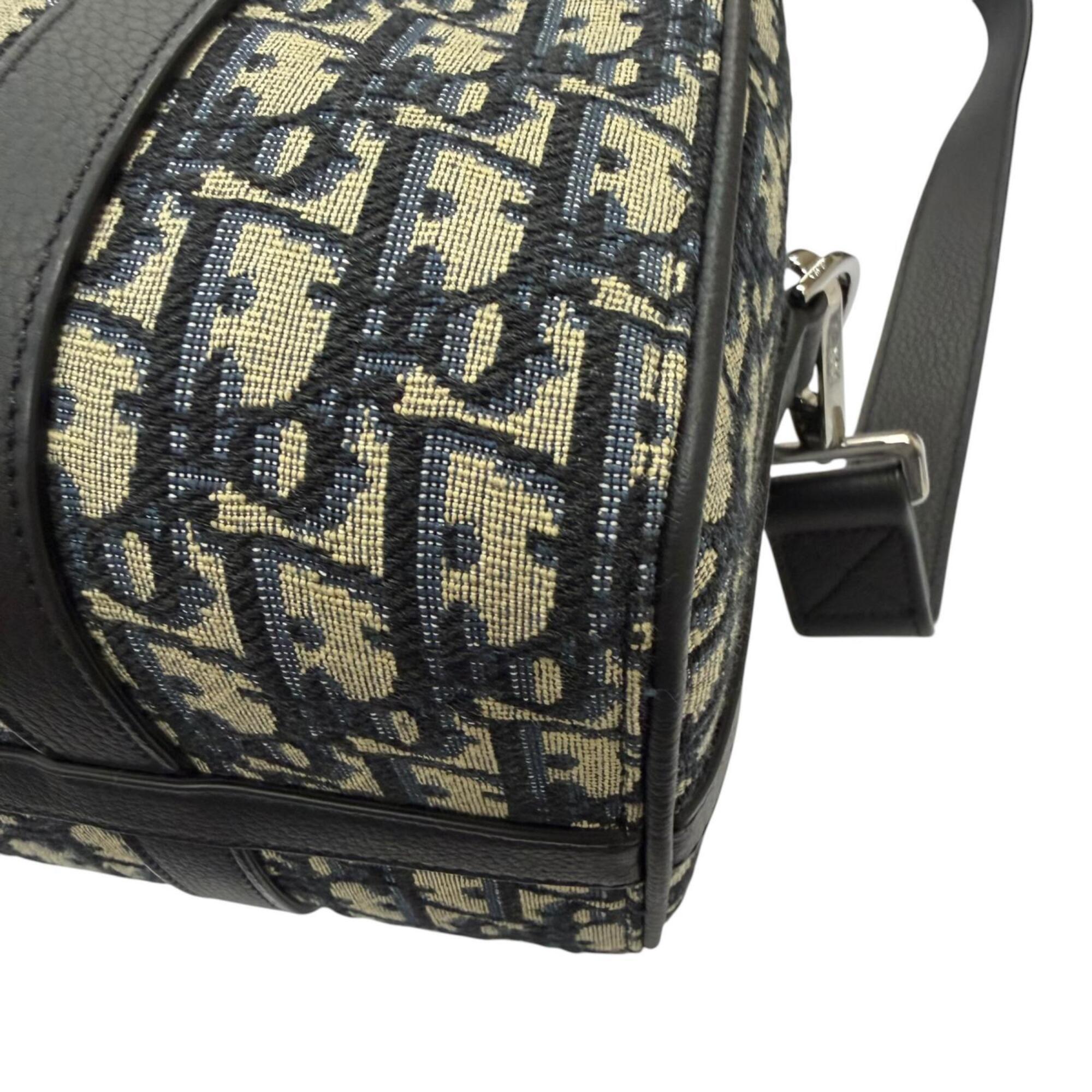 Dior Homme Beige Navy Leather Shoulder Bag (Pre-Owned)
