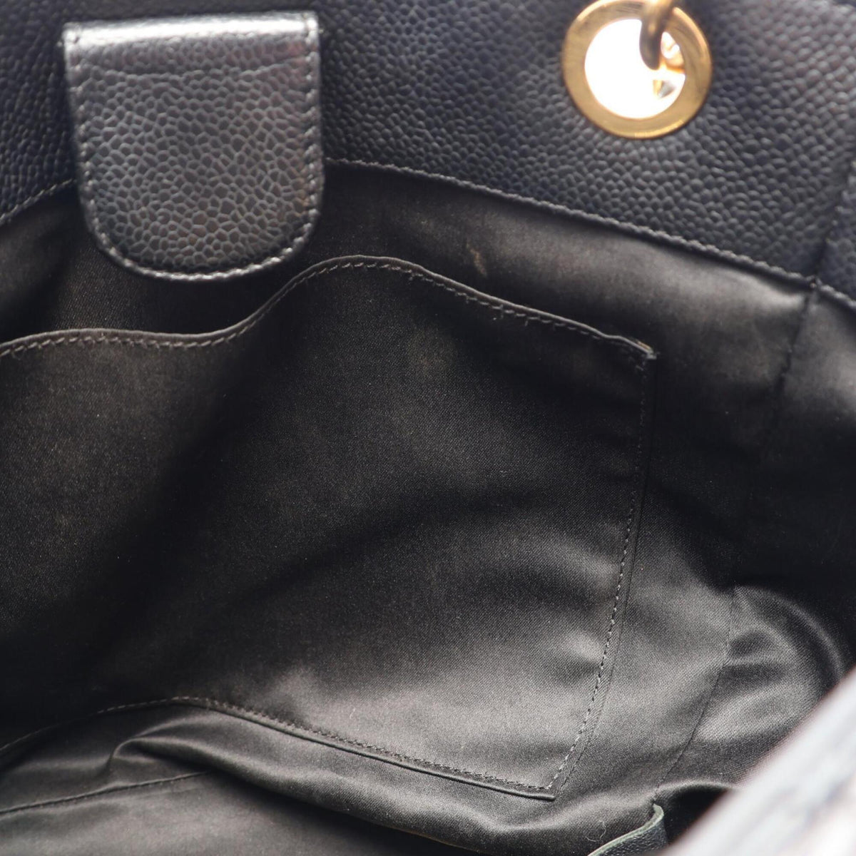 Chanel Black Grained Calfskin Handbag Tote Bag (Pre-Owned)