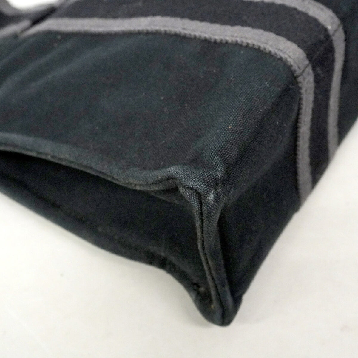 Hermes Black Canvas Tote Bag (Pre-Owned)