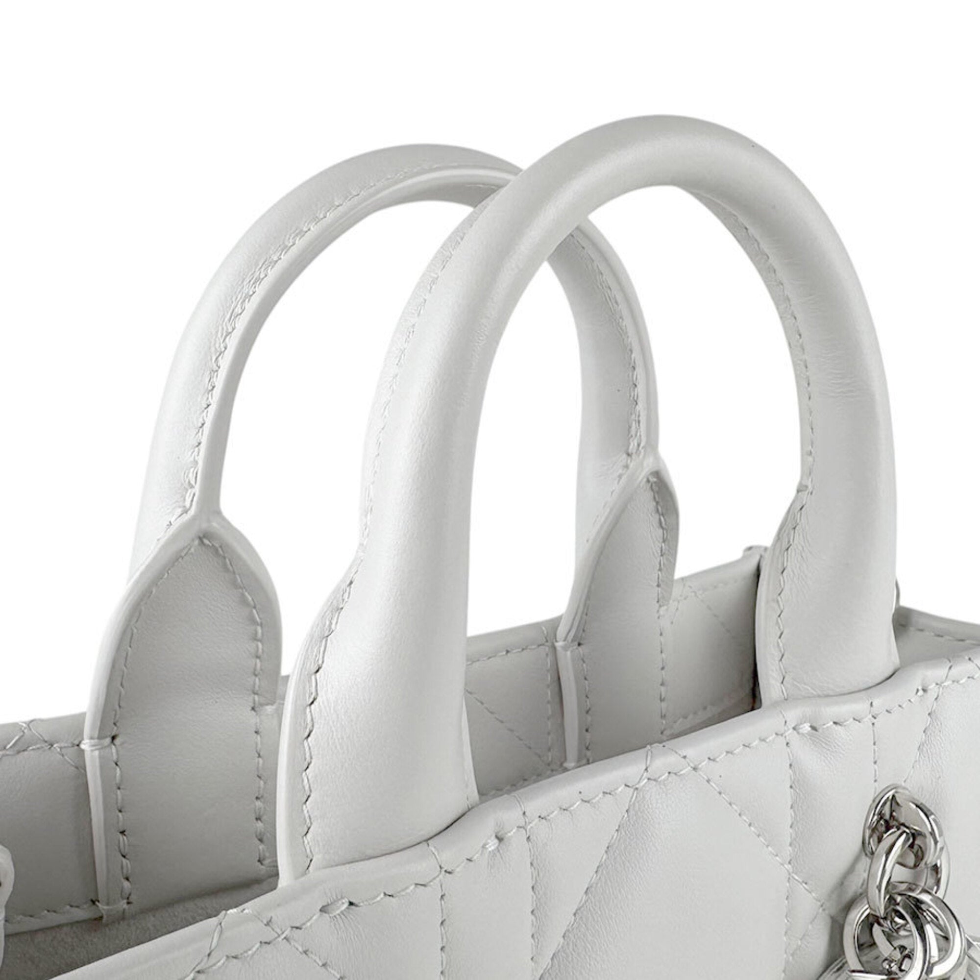 Christian Dior White Leather Handbag Shoulder Bag (Pre-Owned)