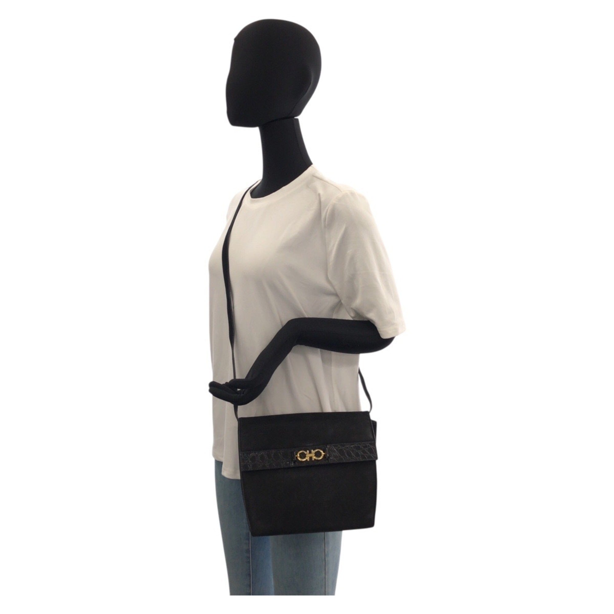 Salvatore Ferragamo Black Suede Pochette Shoulder Bag (Pre-Owned)