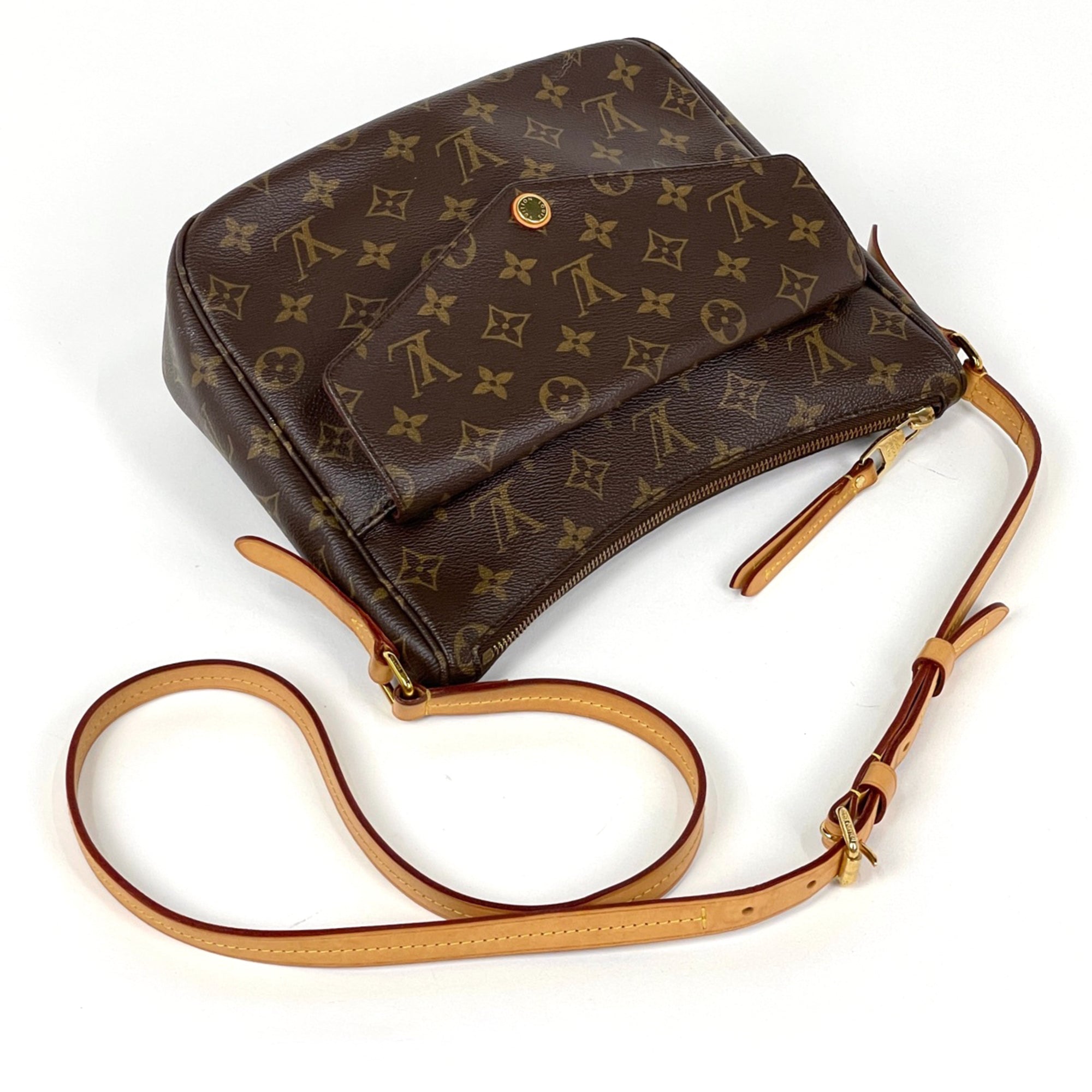 Louis Vuitton Brown Monogram Monogram Shoulder Bag (Pre-Owned)