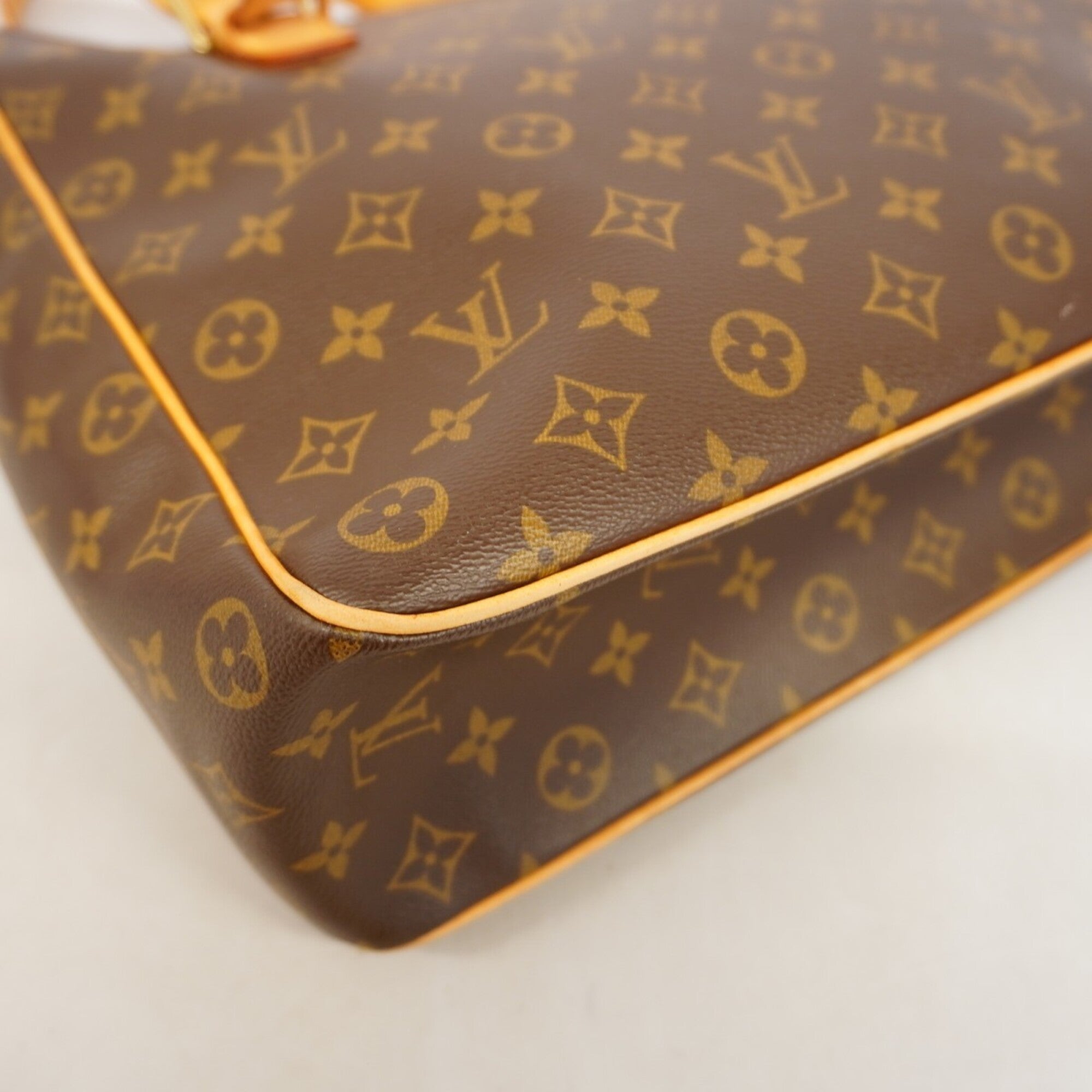Louis Vuitton Brown Tote Bag (Pre-Owned)