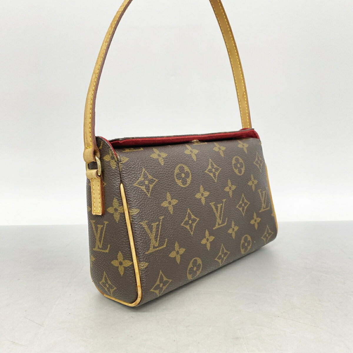 Louis Vuitton Brown Handbag (Pre-Owned)