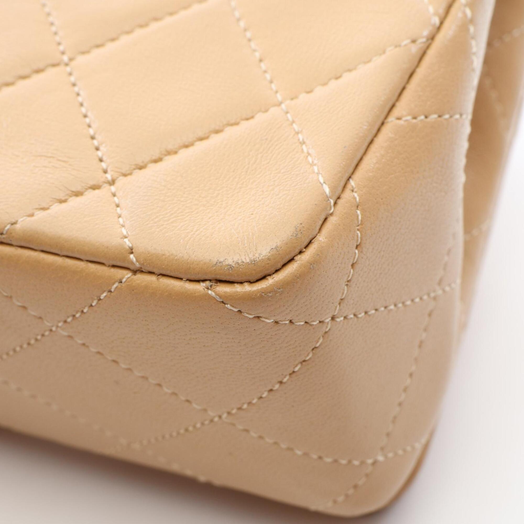 Chanel Beige Leather Handbag Shoulder Bag (Pre-Owned)