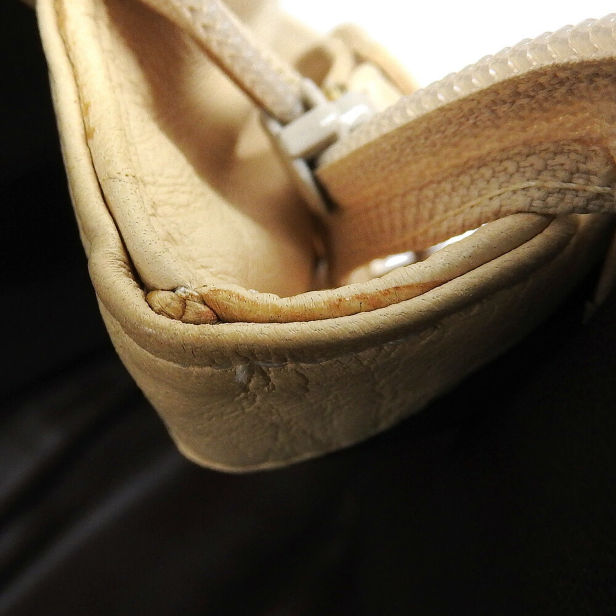 Bally Beige Brown Leather Shoulder Bag (Pre-Owned)