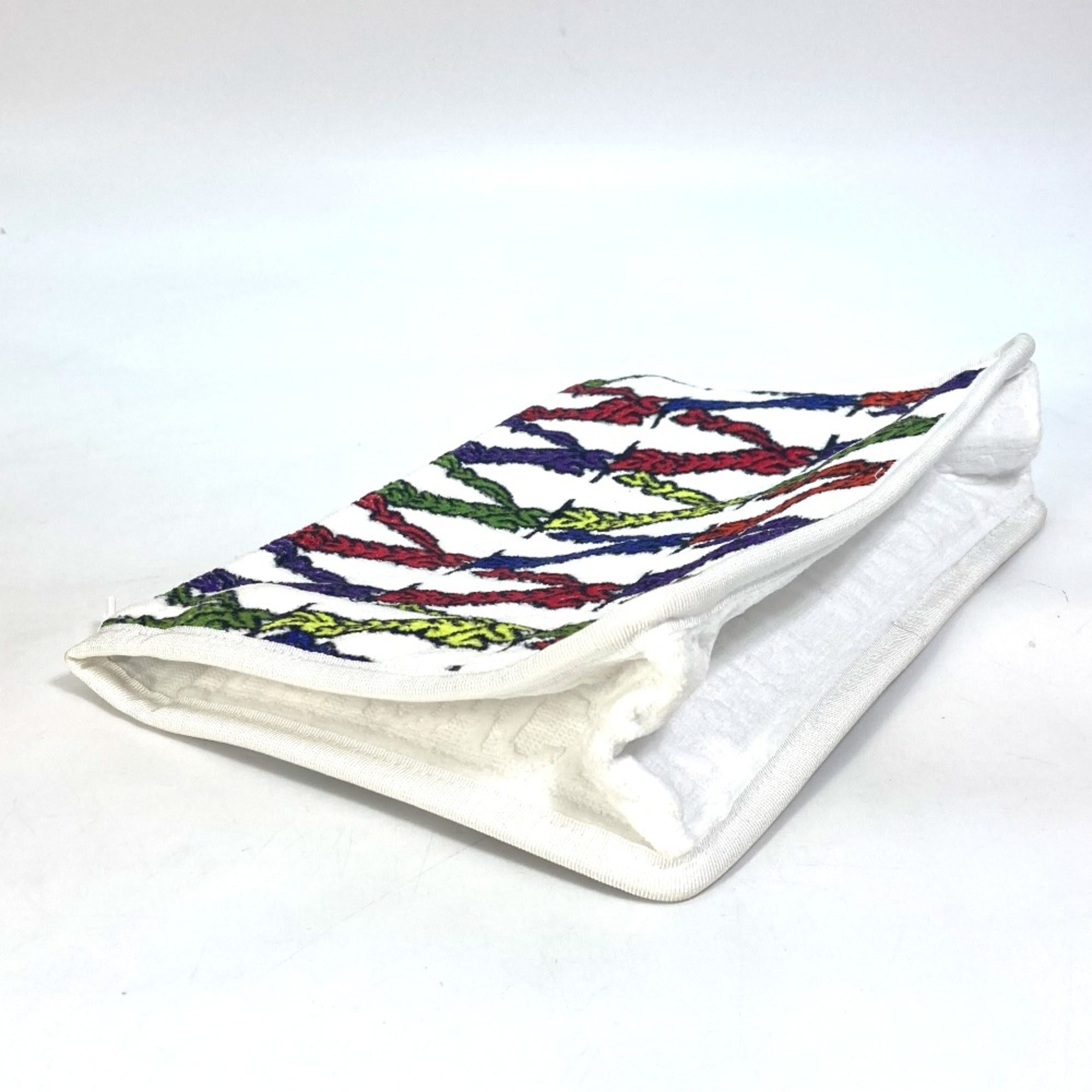 Versace White Other Clutch Bag (Pre-Owned)