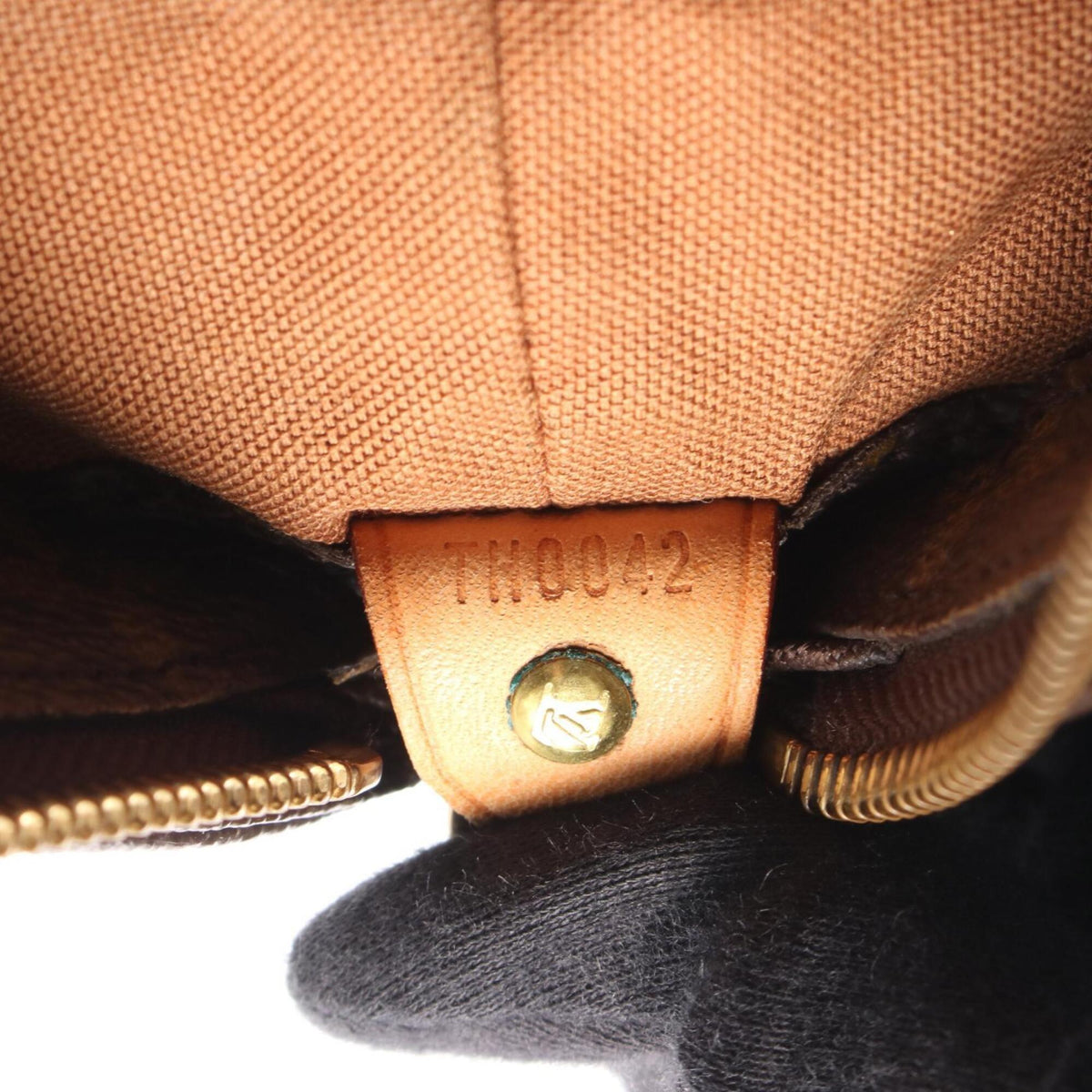 Louis Vuitton Brown Monogram Monogram Leather Handbag Tote Bag (Pre-Owned)
