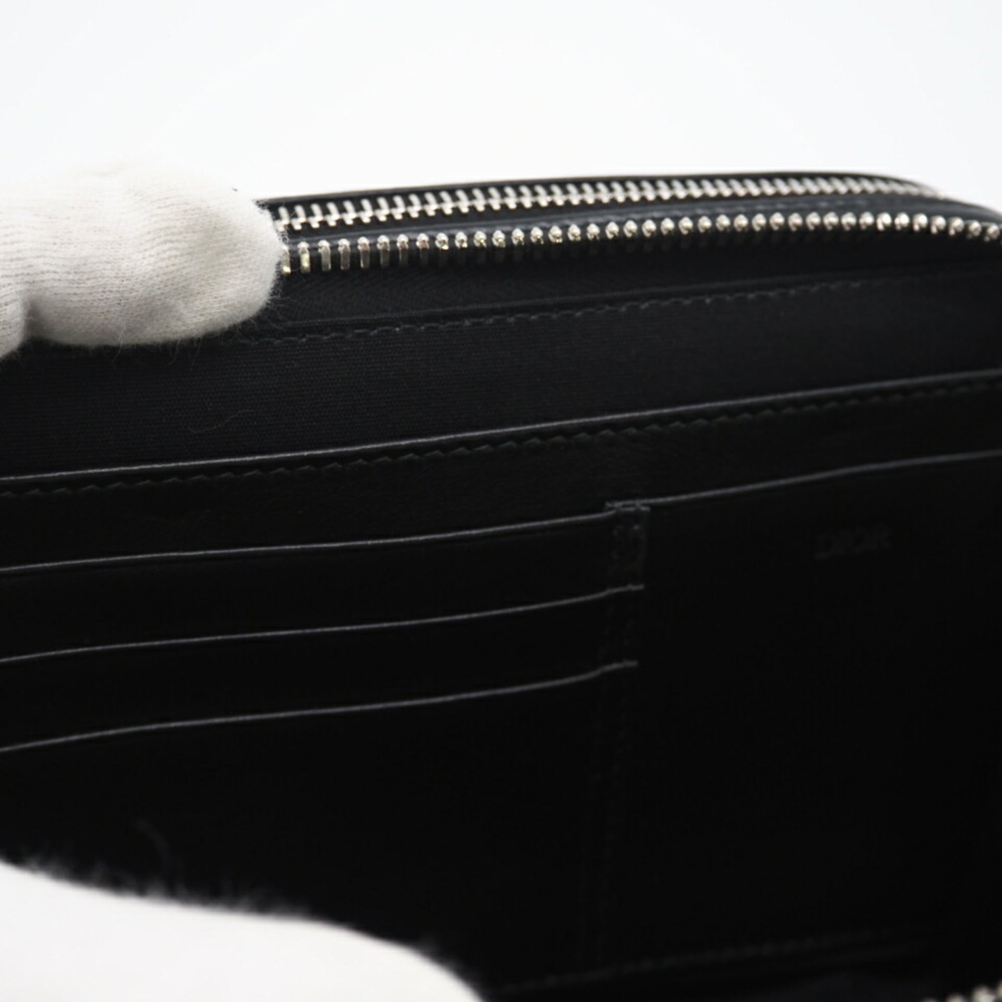 Christian Dior Black Leather Shoulder Bag (Pre-Owned)