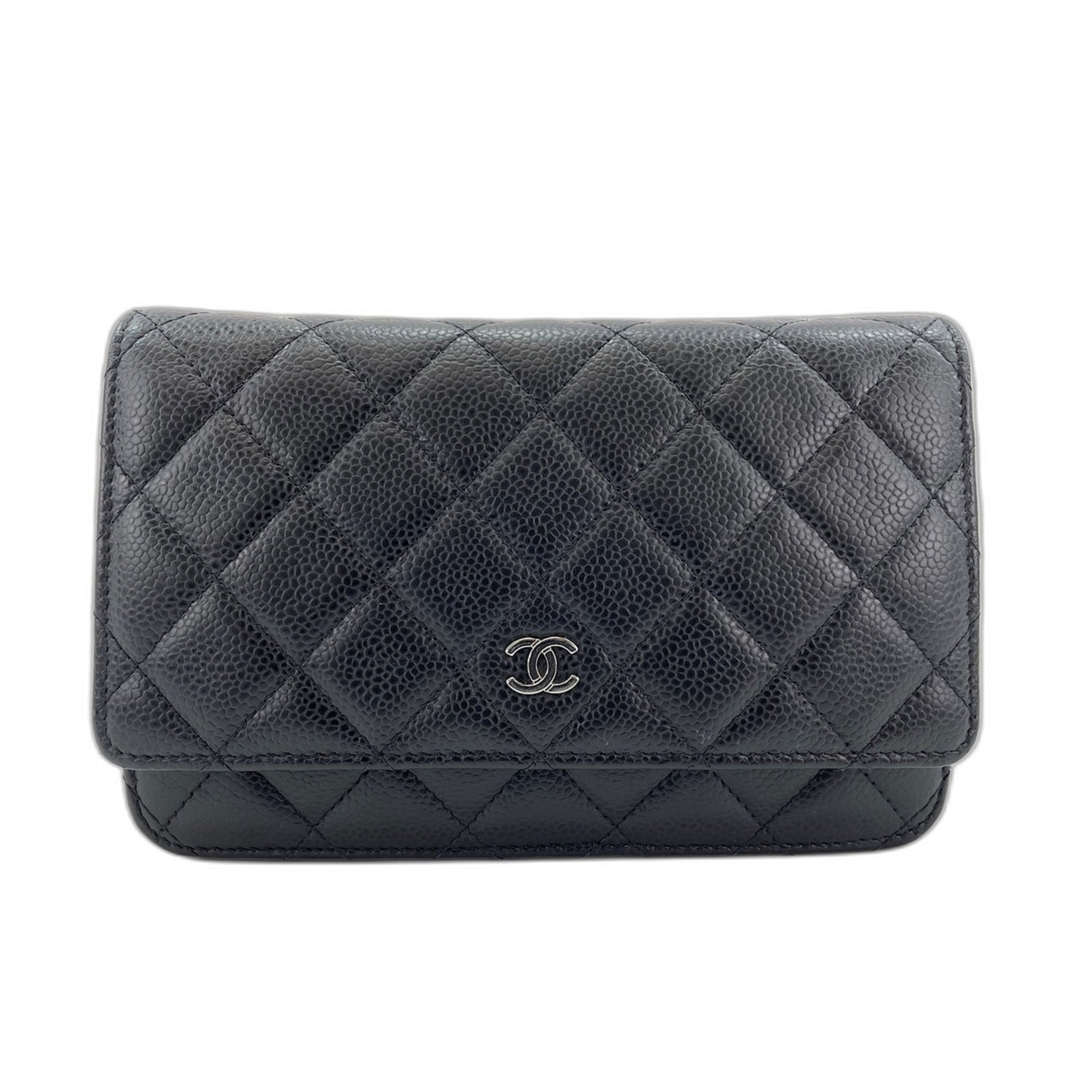 Chanel Matelasse Black Shoulder Bag (Pre-Owned)