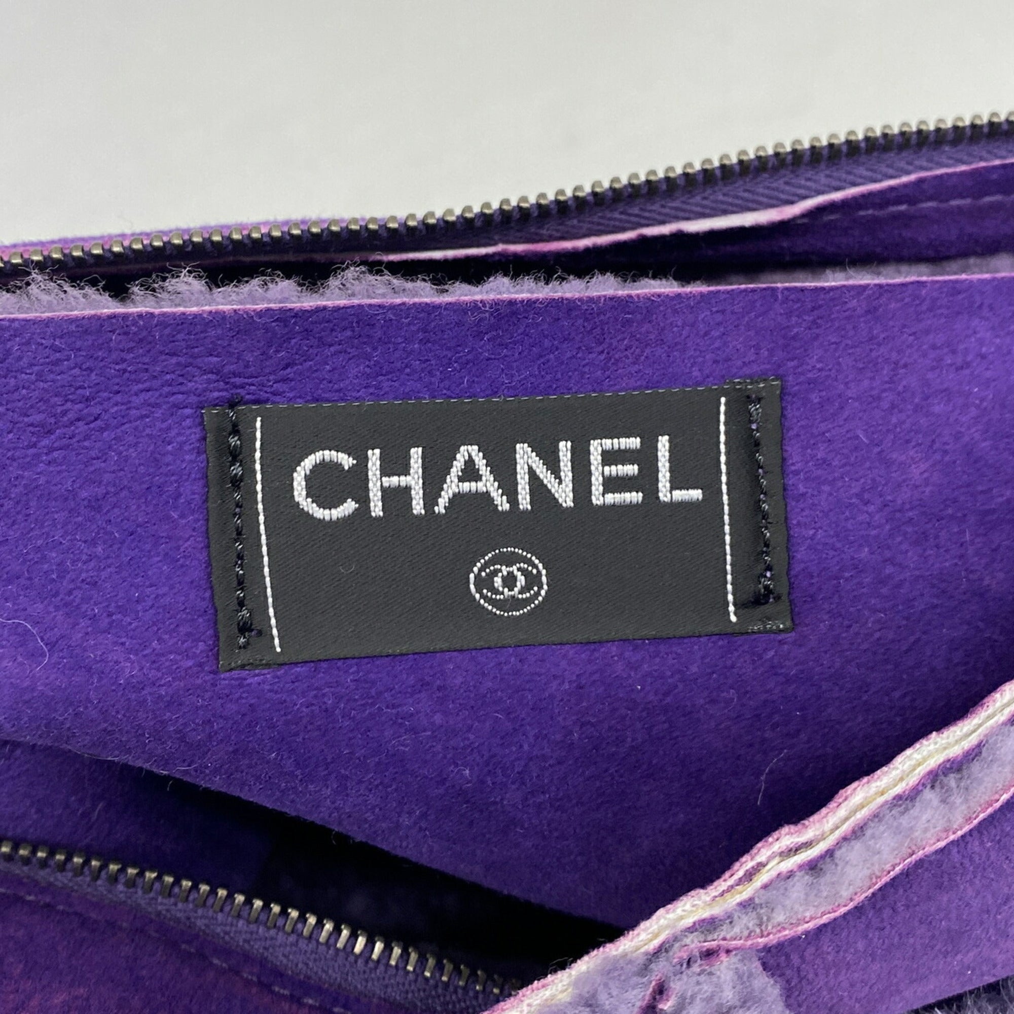 Chanel Purple Shoulder Bag (Pre-Owned)