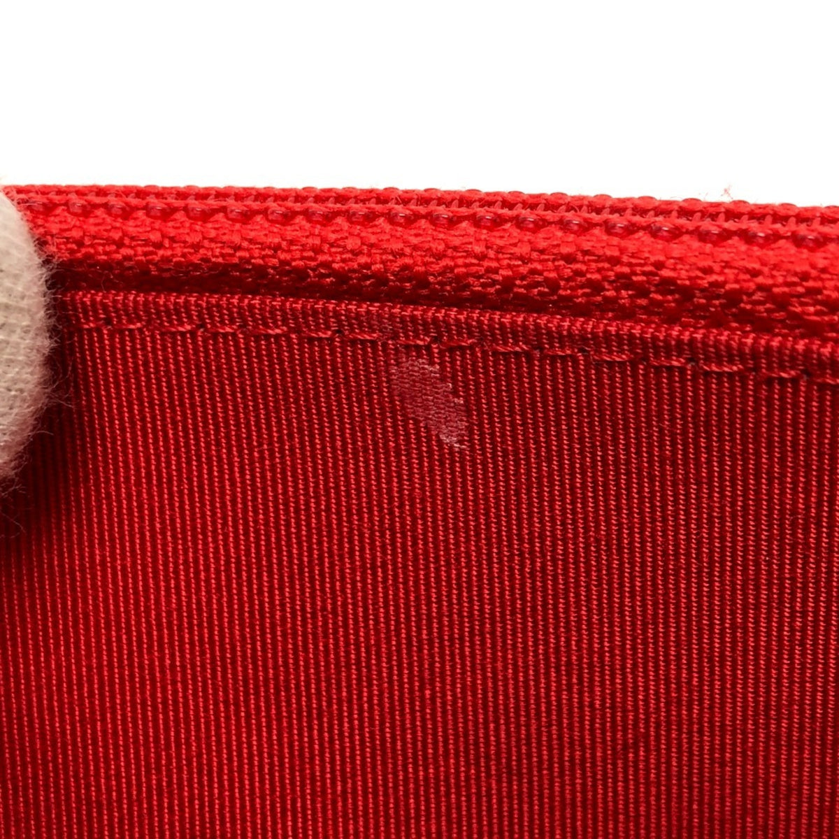Chanel Red Color Caviar Leather Shoulder Bag (Pre-Owned)