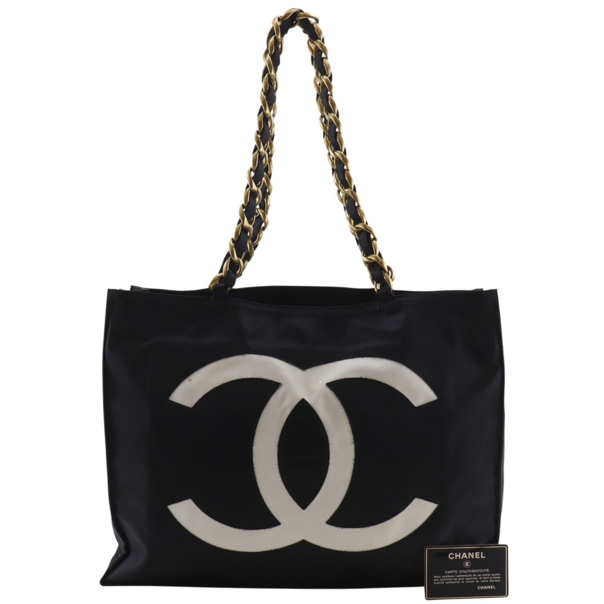 Chanel Black Nylon Tote Bag (Pre-Owned)