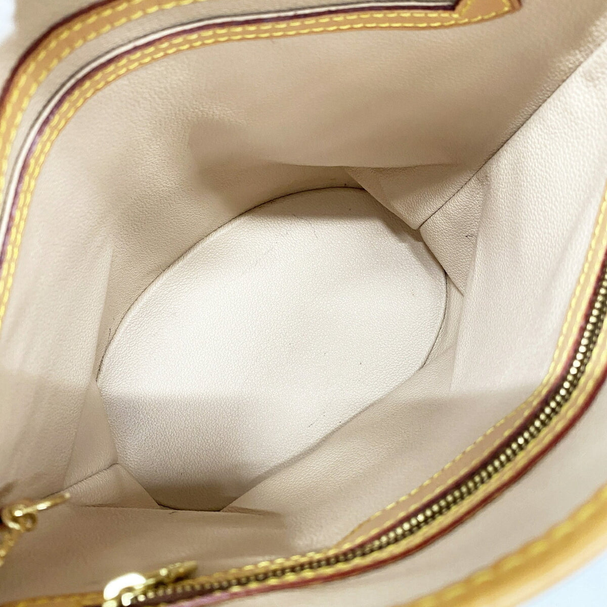 Louis Vuitton Brown Tote Bag (Pre-Owned)