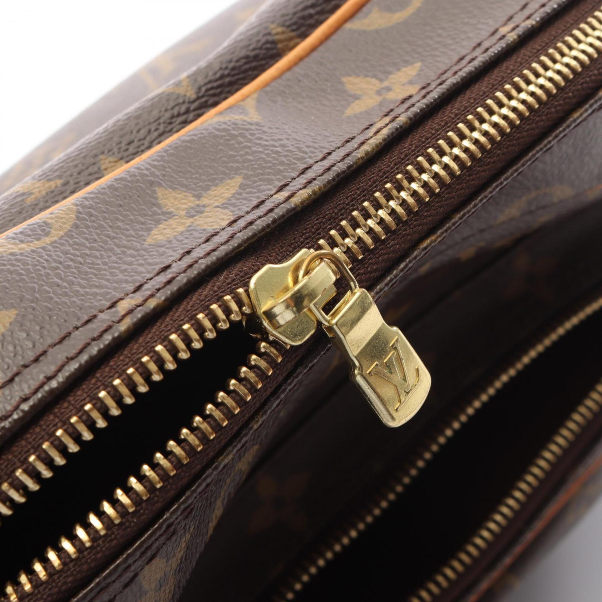 Louis Vuitton Brown Pvc Leather Handbag Shoulder Bag (Pre-Owned)