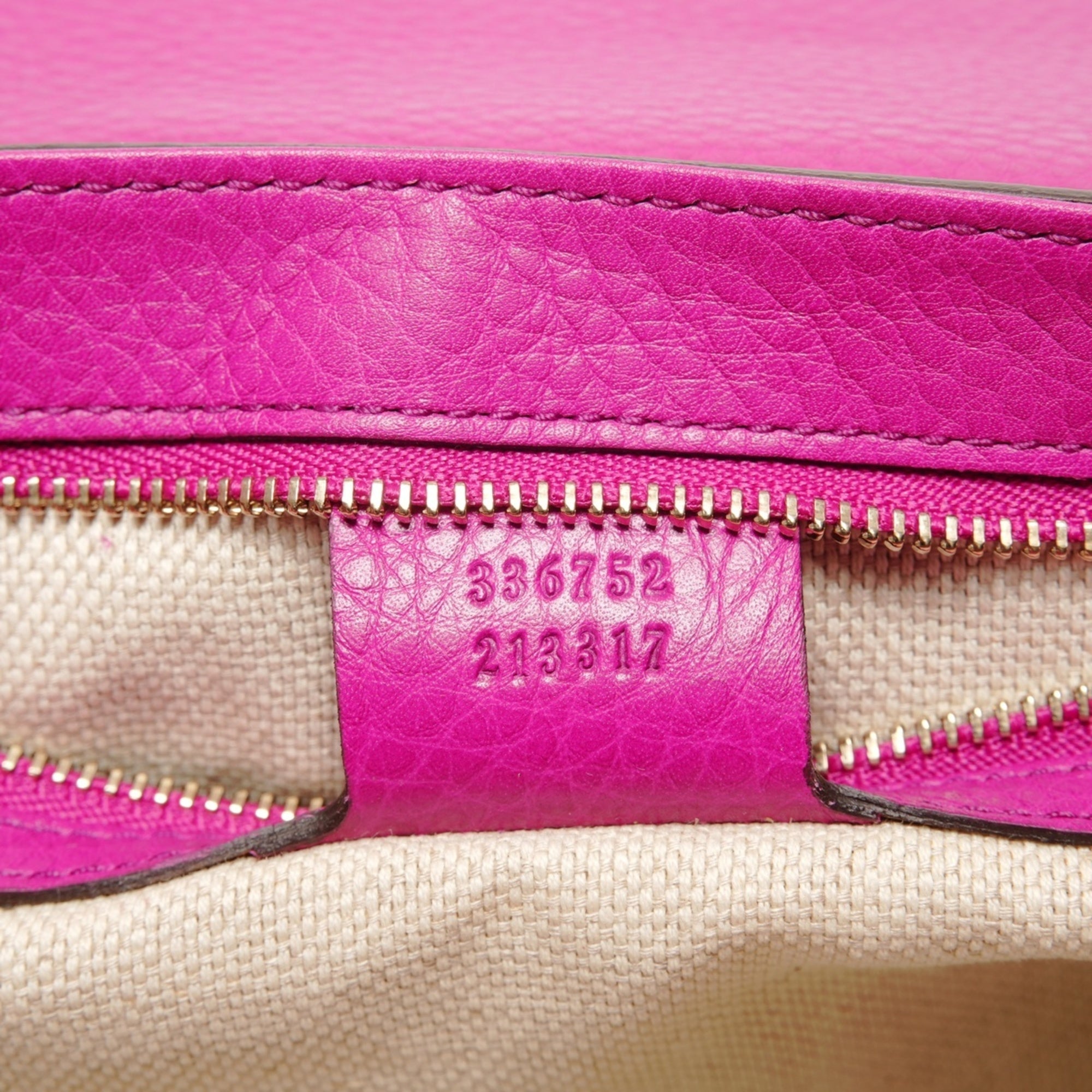 Gucci Soho Pink Shoulder Bag (Pre-Owned)