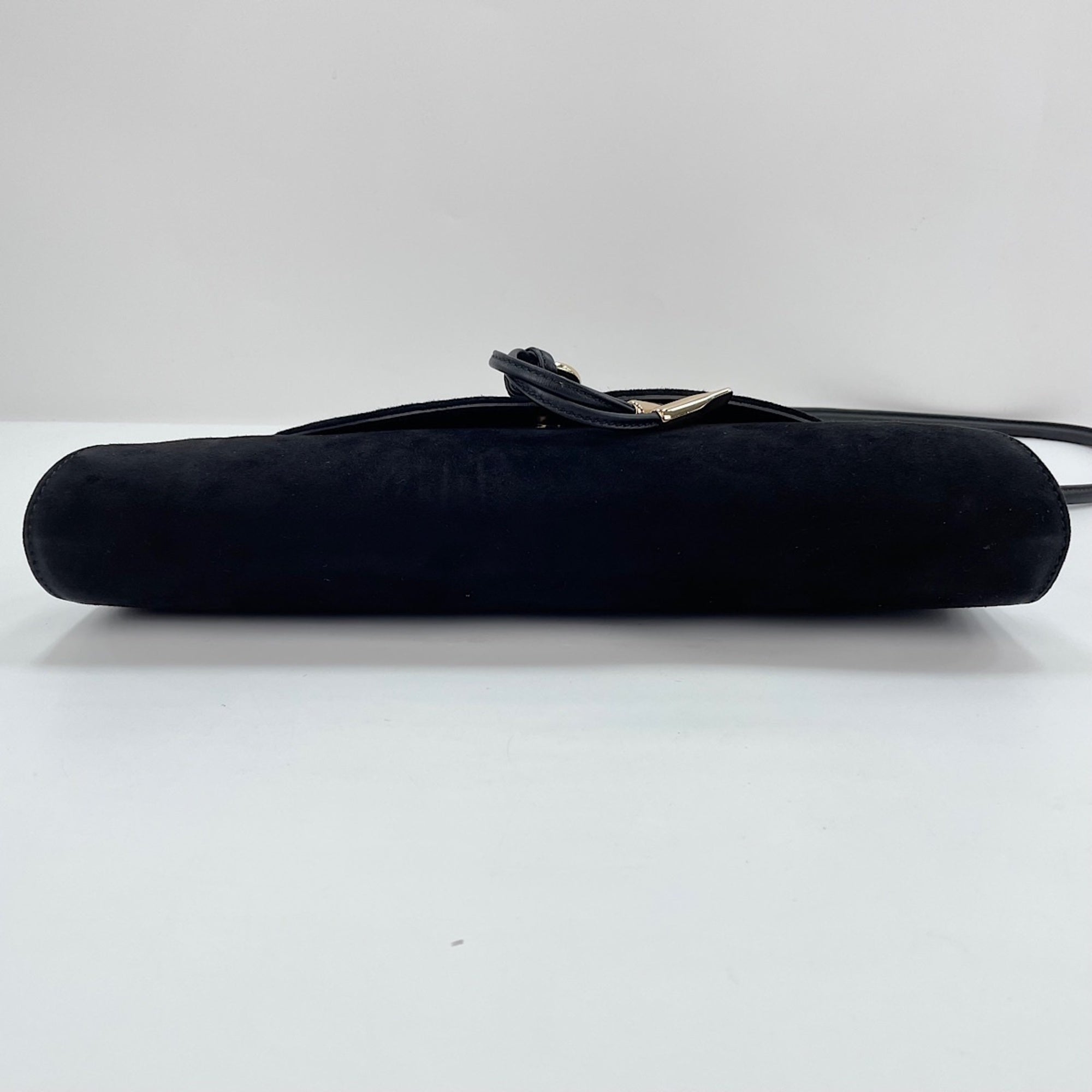 Salvatore Ferragamo Gancini Black Shoulder Bag (Pre-Owned)