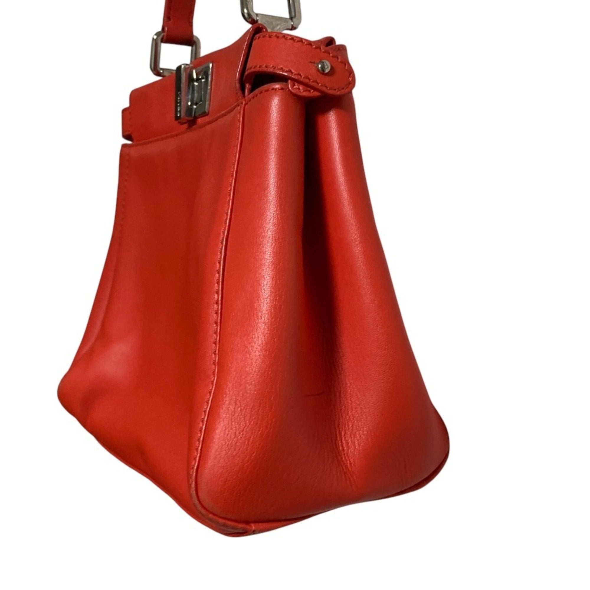 Fendi Orange Leather Handbag (Pre-Owned)