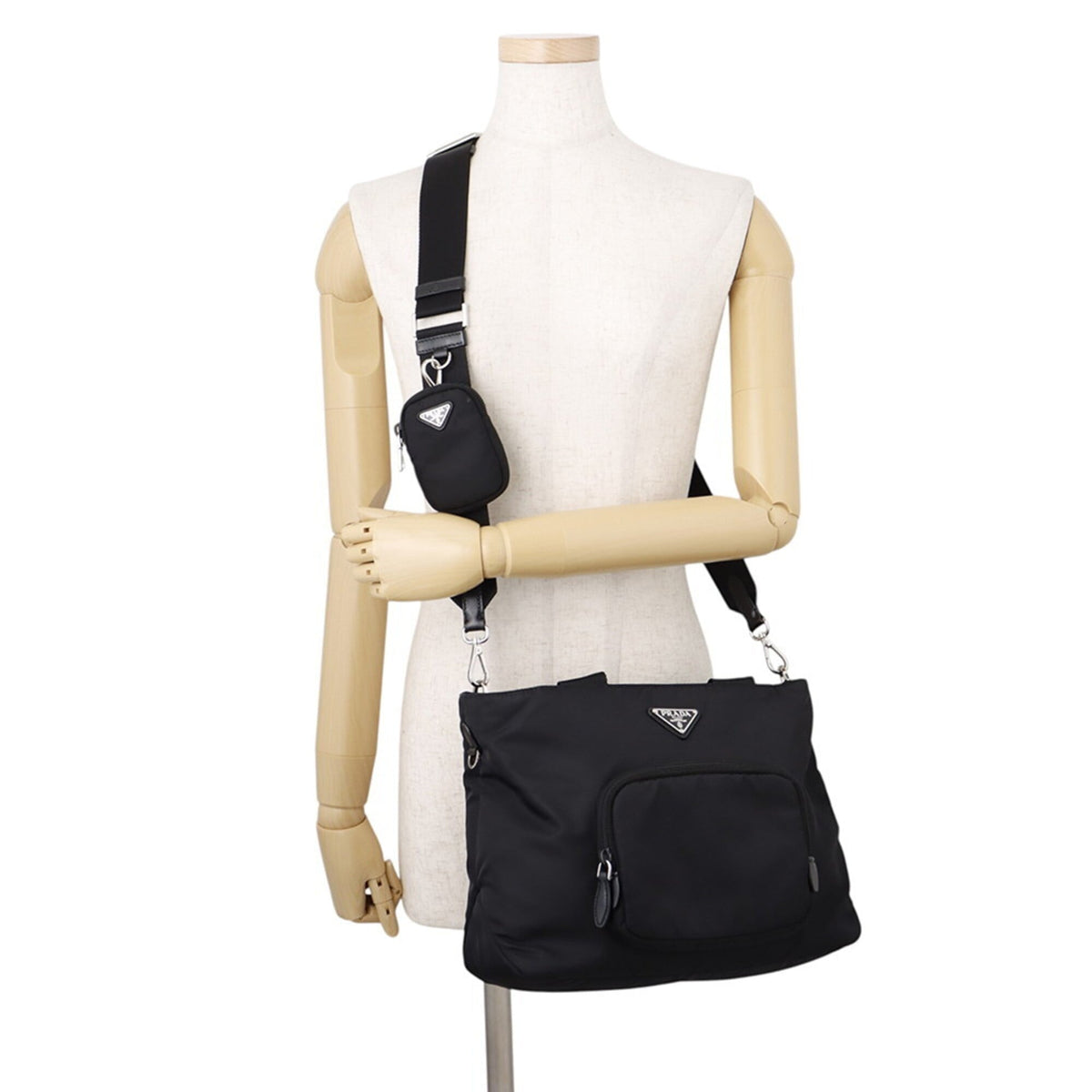 Prada Black Nylon Handbag Shoulder Bag (Pre-Owned)