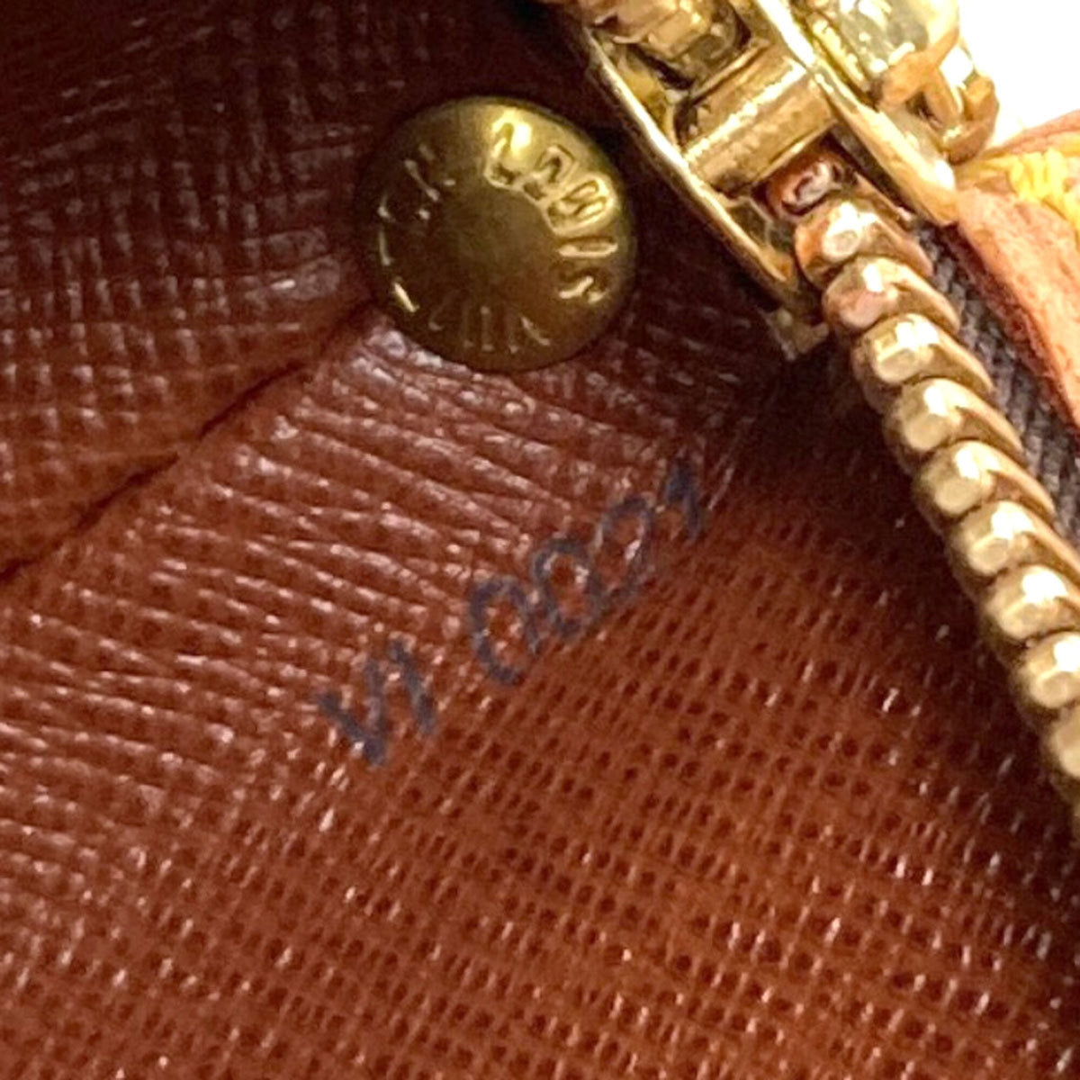 Louis Vuitton Monogram Monogram Shoulder Bag (Pre-Owned)