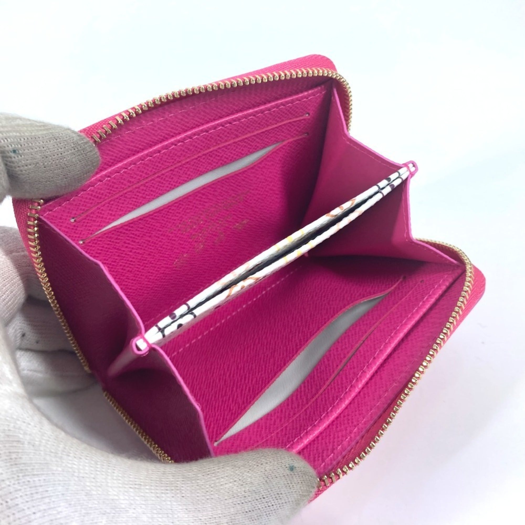 Louis Vuitton Pink Epi Leather Long Wallet (Bi-Fold) (Pre-Owned)
