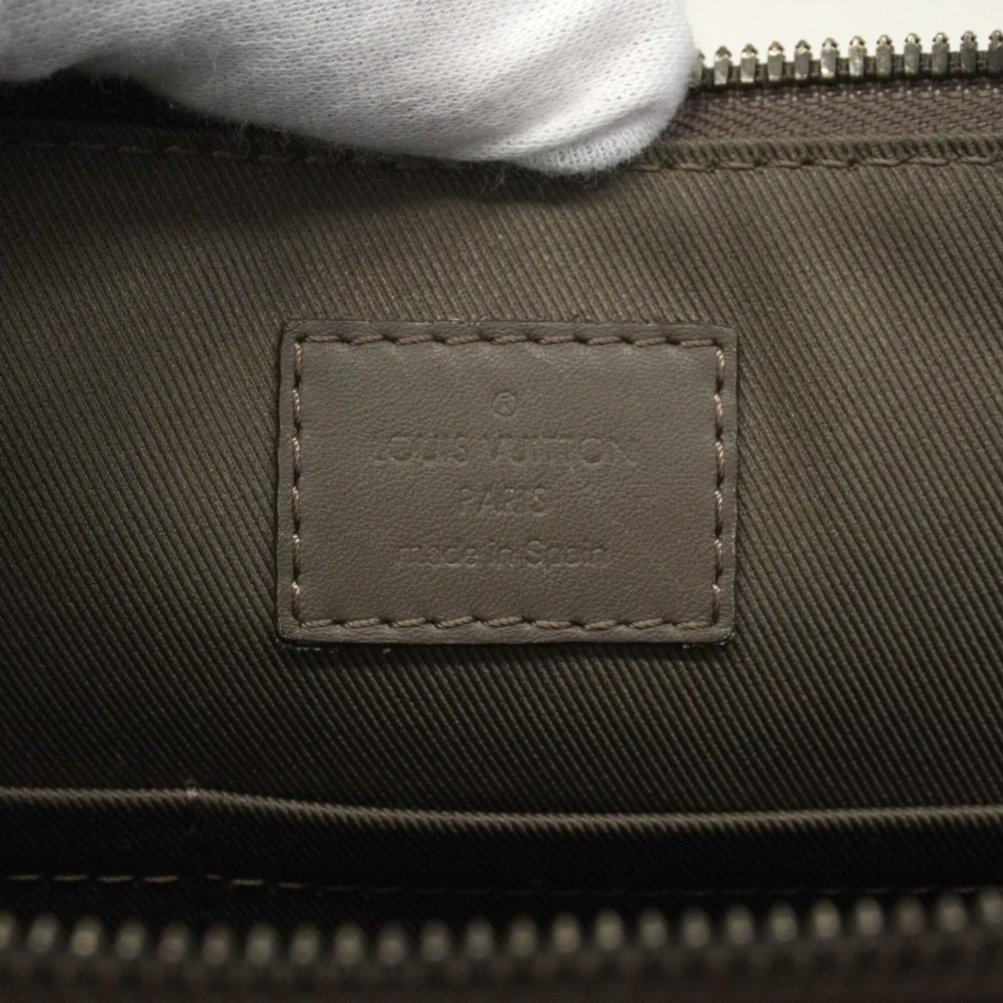 Louis Vuitton Khaki Briefcase (Pre-Owned)