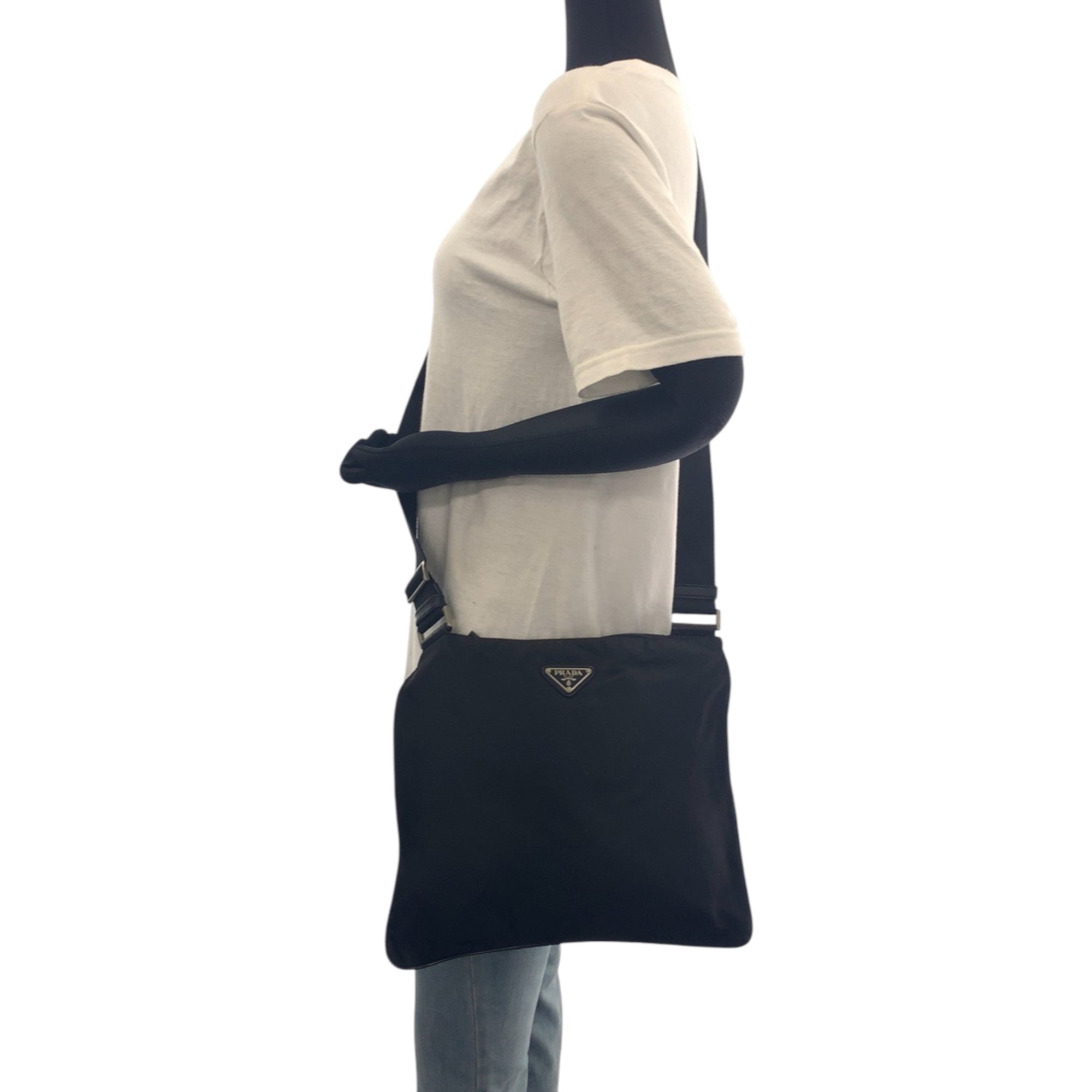 Prada Black Nylon Pochette Shoulder Bag (Pre-Owned)
