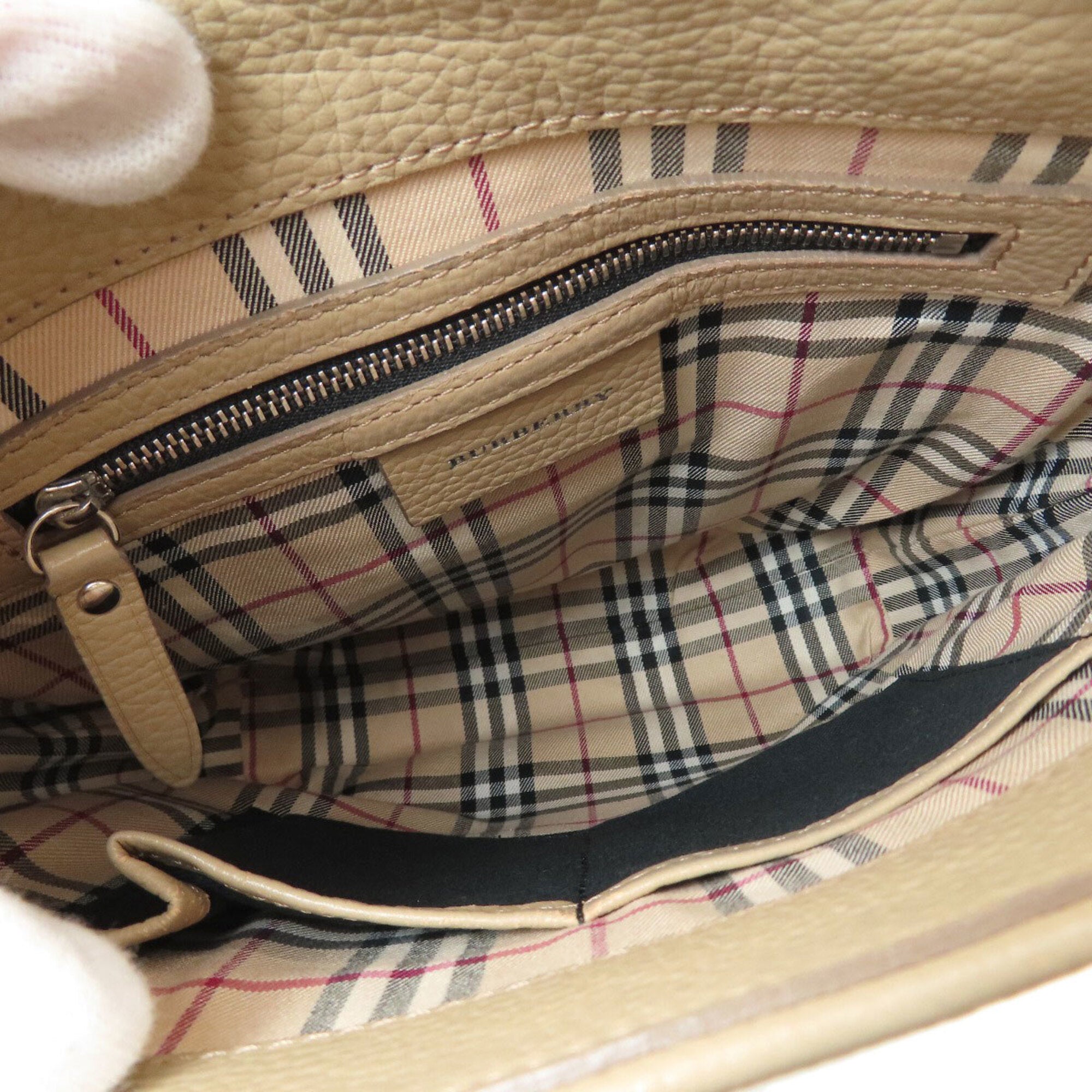 Burberry Beige Leather Shoulder Bag (Pre-Owned)