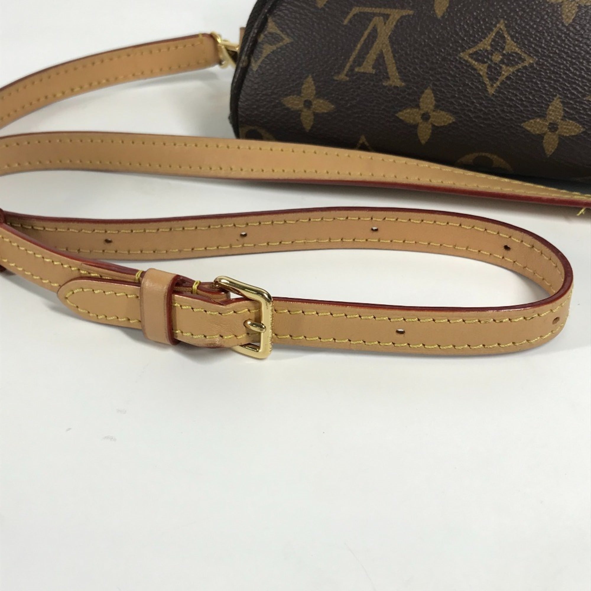 Louis Vuitton Brown Monogram Monogram Pochette Shoulder Bag Sling Bag (Pre-Owned)