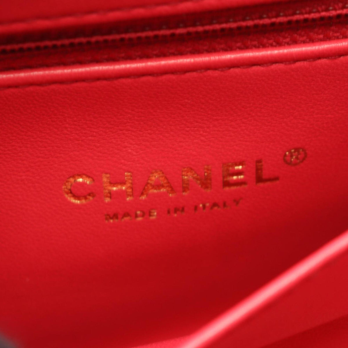 Chanel Black Leather Handbag Shoulder Bag (Pre-Owned)